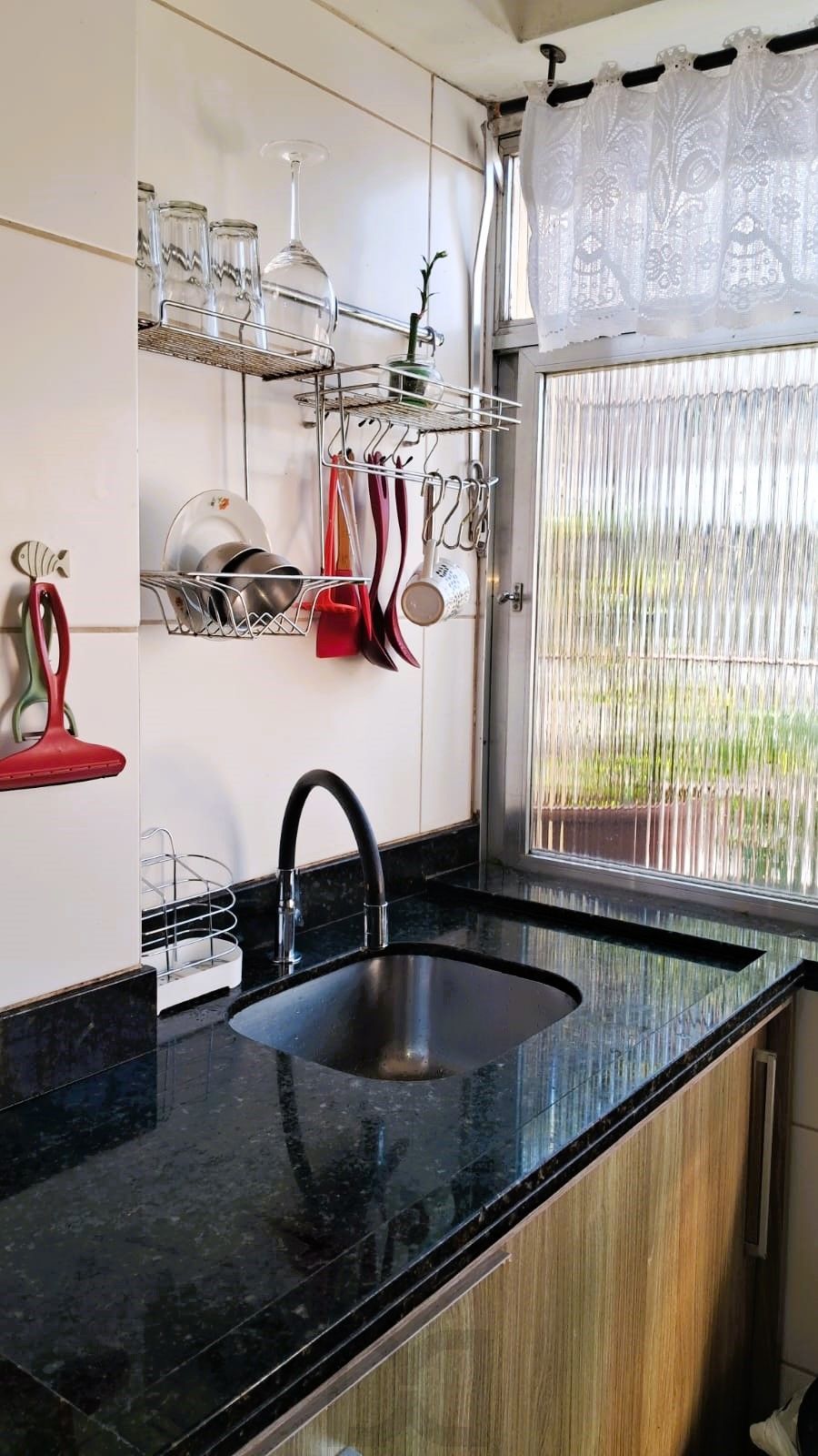 Lindo Apartamento com 1 dormitório no Bairro Menino Deus. — foto 15