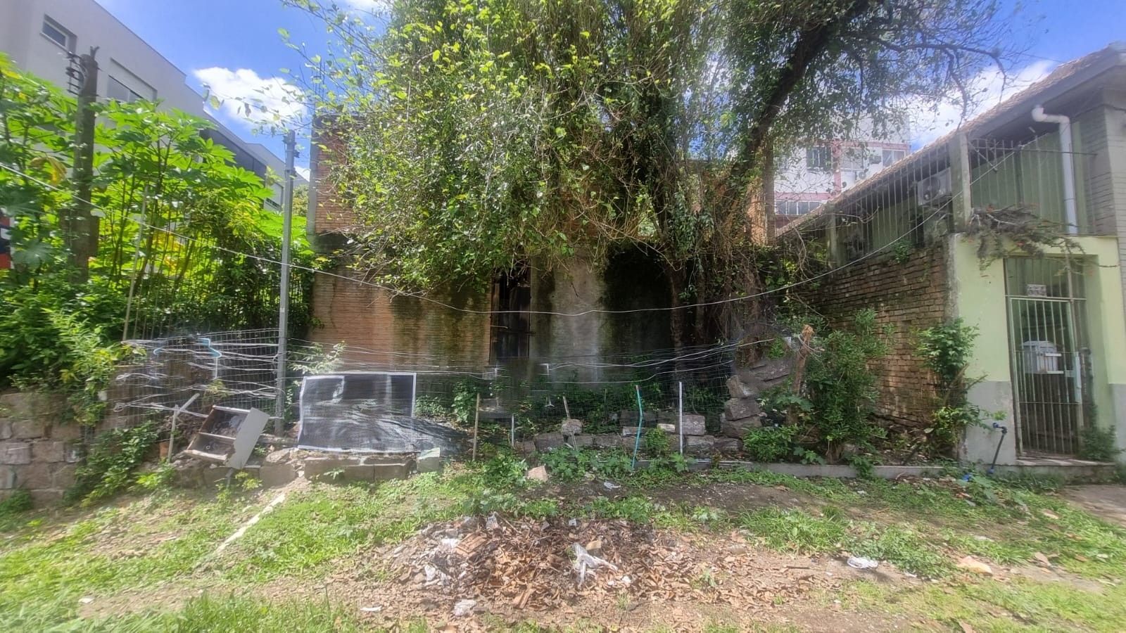 Ótimo terreno para prédio residência. — foto 1