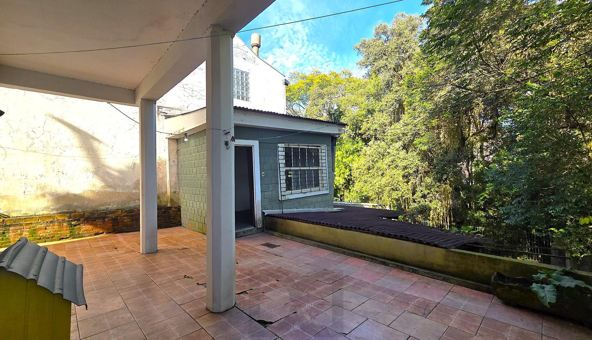 Excelente casa com 160 m² privativos, 4 dormitórios e garagem para 2 carros. — foto 20