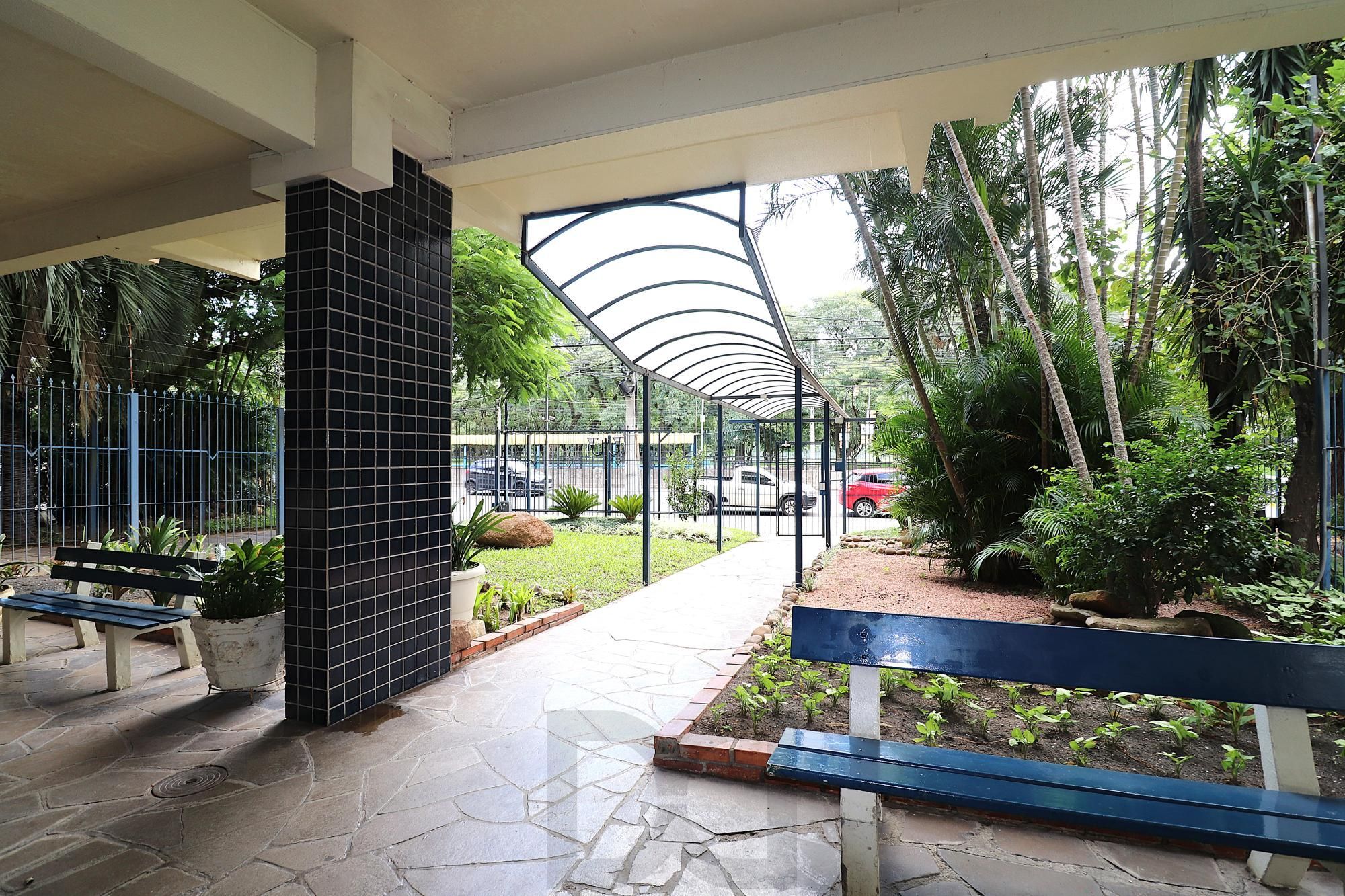 Apartamento à venda no bairro Menino Deus. Localizado em frente ao Parque Marinha do Brasil. O imóvel conta com 2 dormitórios e 1 vaga coberta. — foto 21