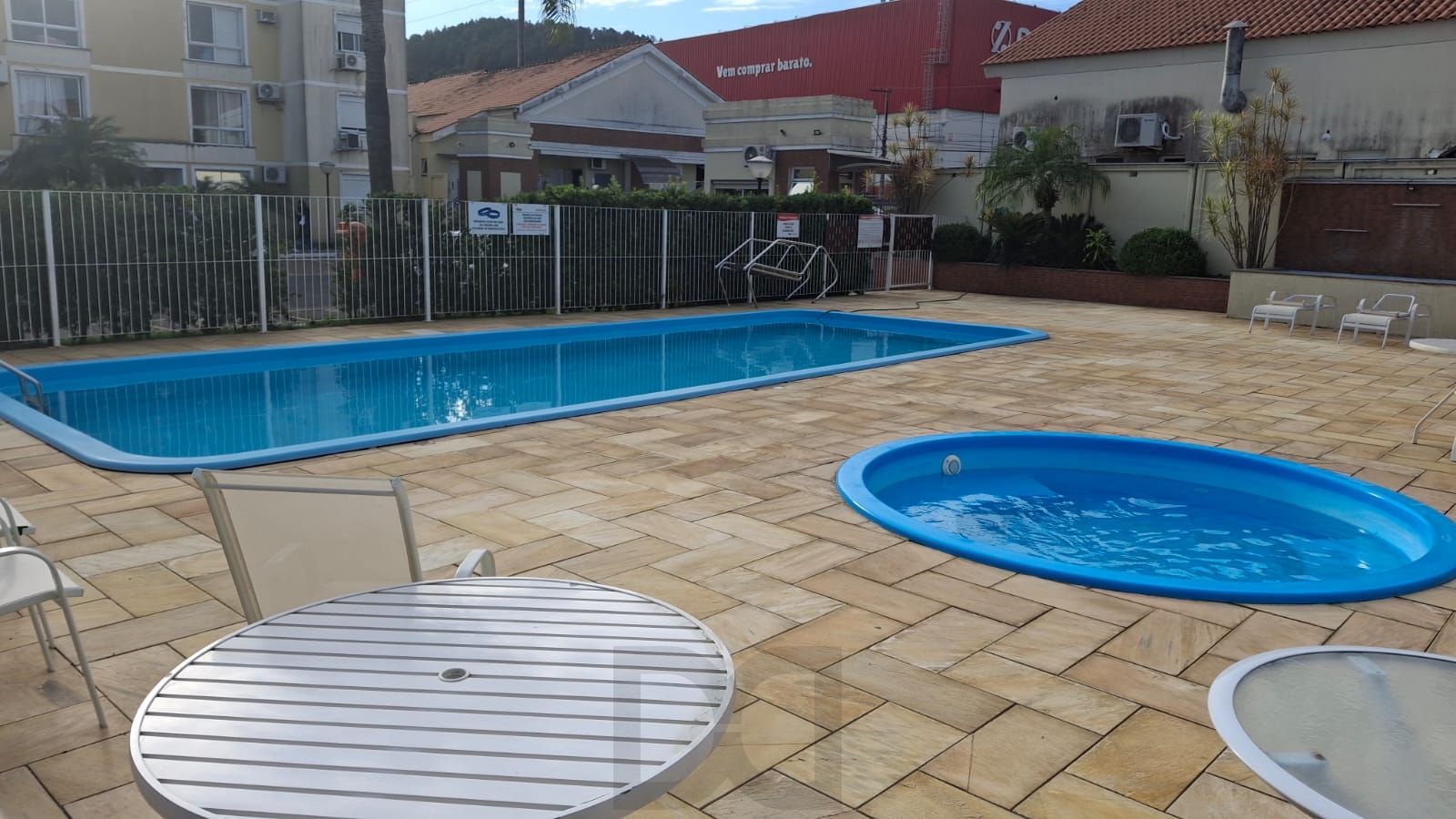 Apartamento mobiliado 3 dormitórios