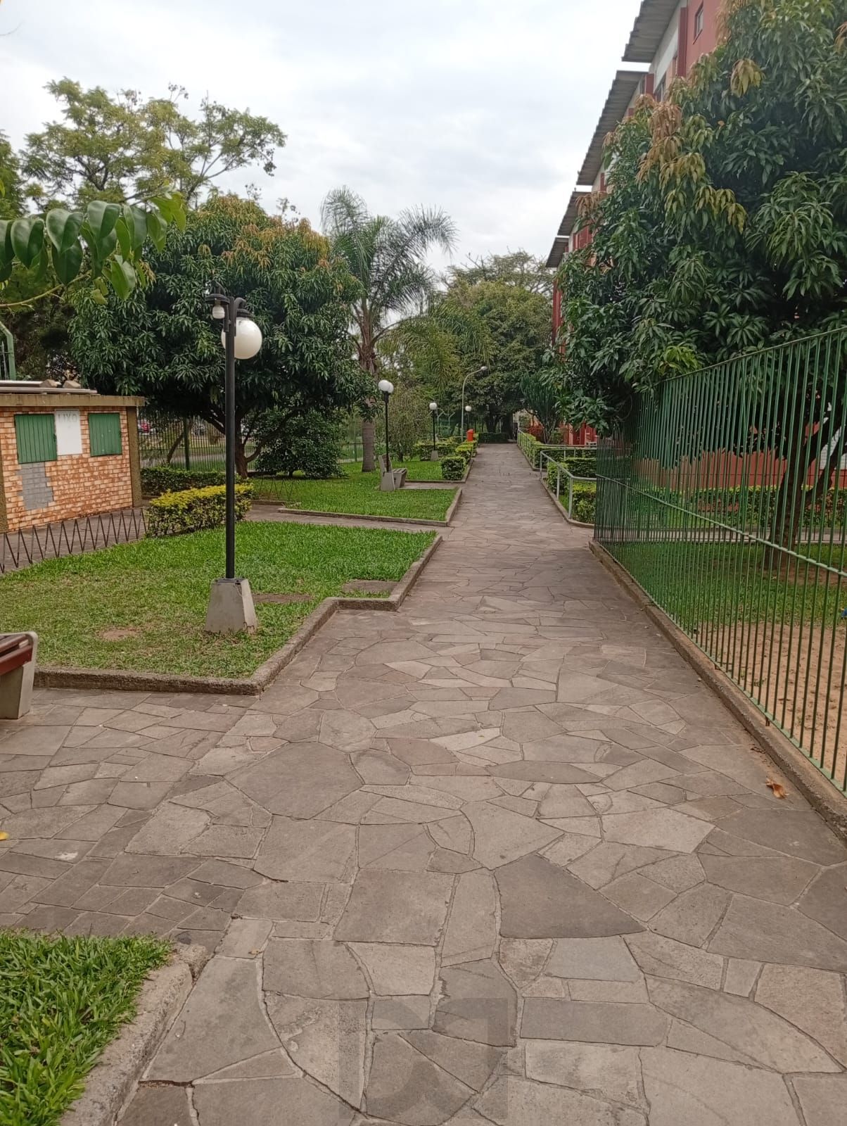 Amplo apartamento 02 dormitórios, no Bairro Vila Nova. — foto 21