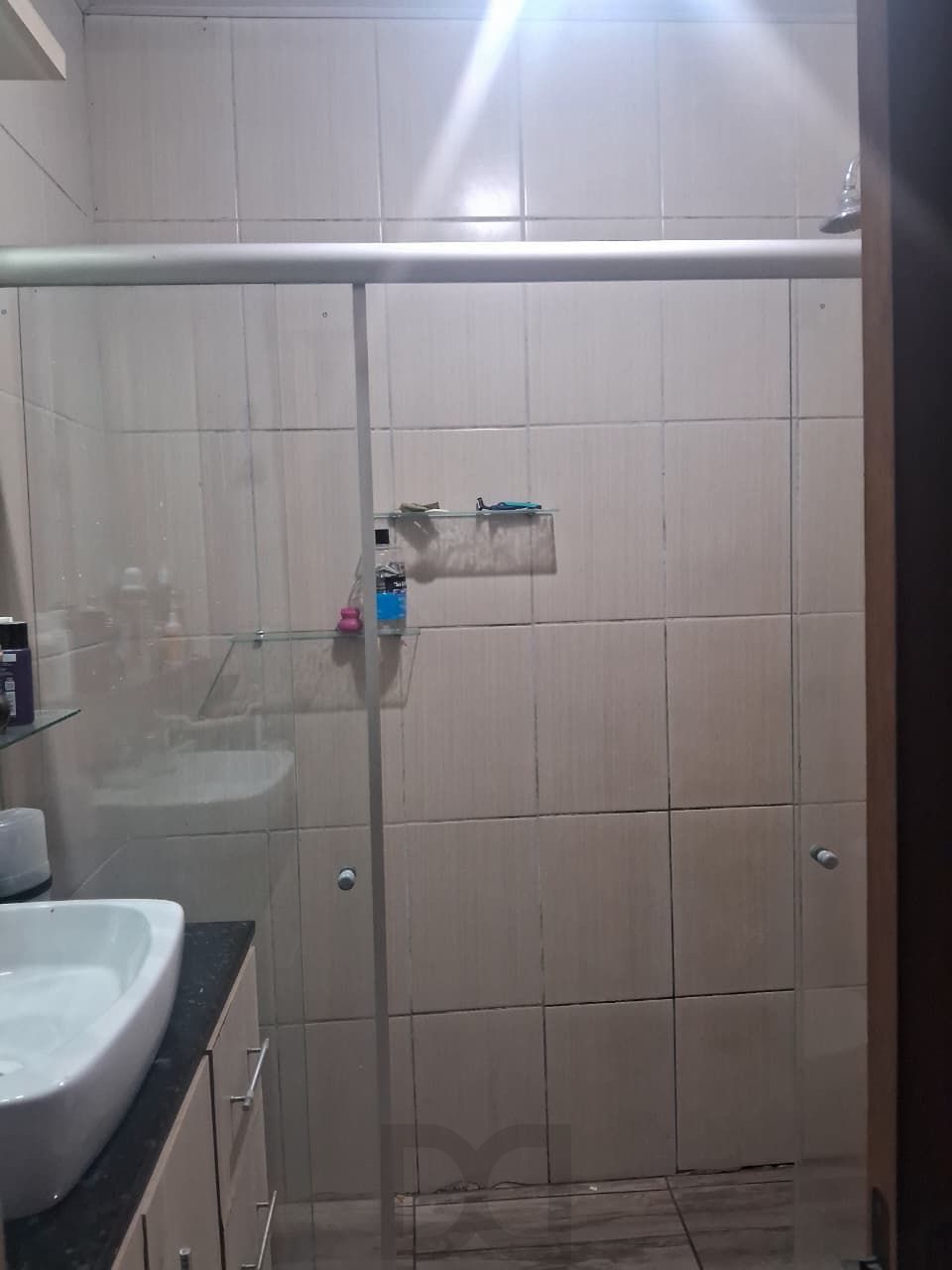 Casa com 2 dormitórios com pátio e edícula. — foto 15
