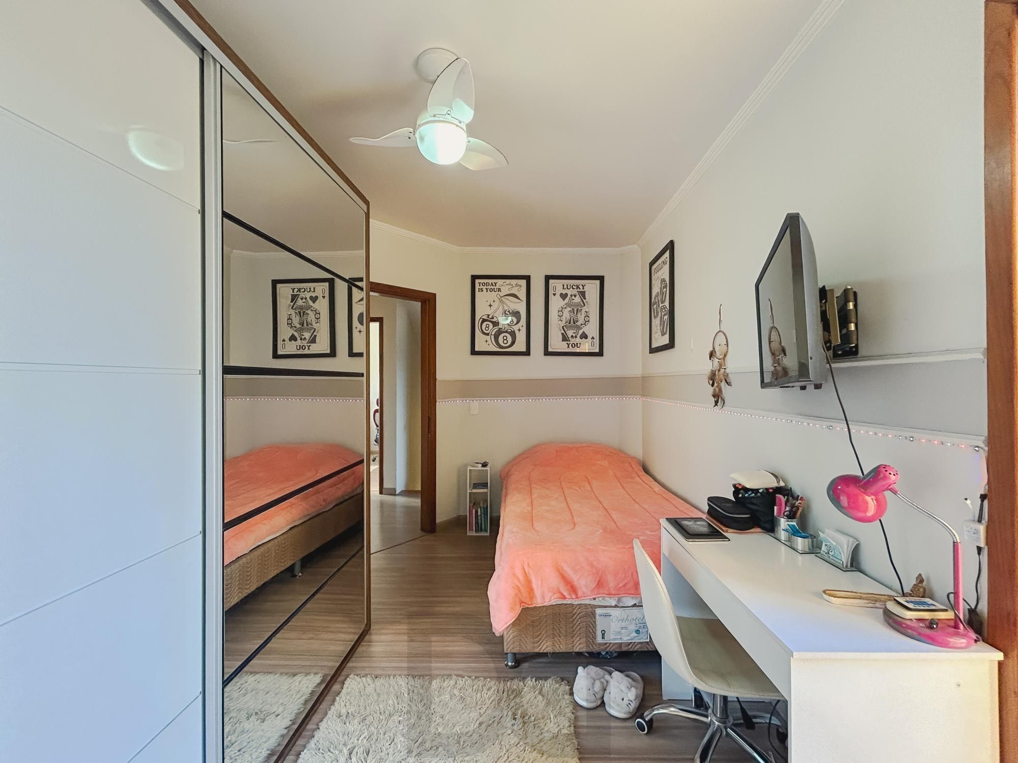 Casa com 4 suítes, piscina e área gourmet no bairro Tristeza. — foto 34