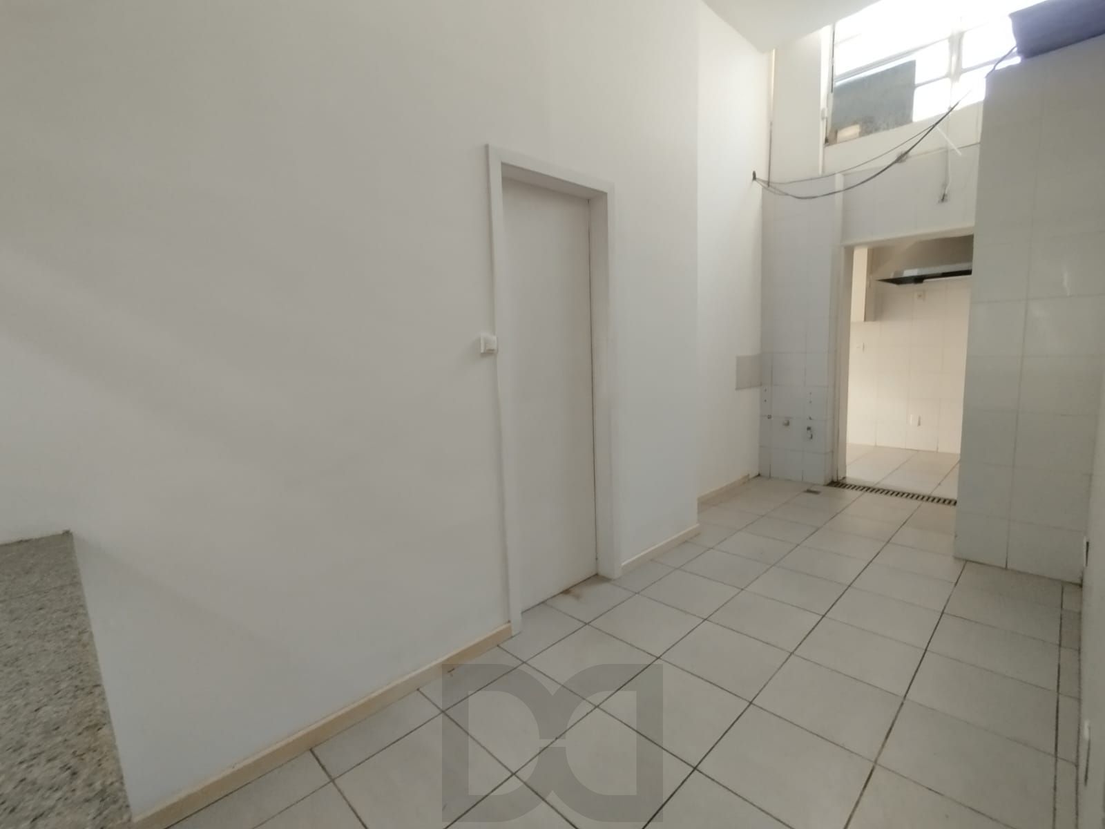 Loja na Tristeza com 360m², 17 vagas, 3 banheiros para locação. — foto 26