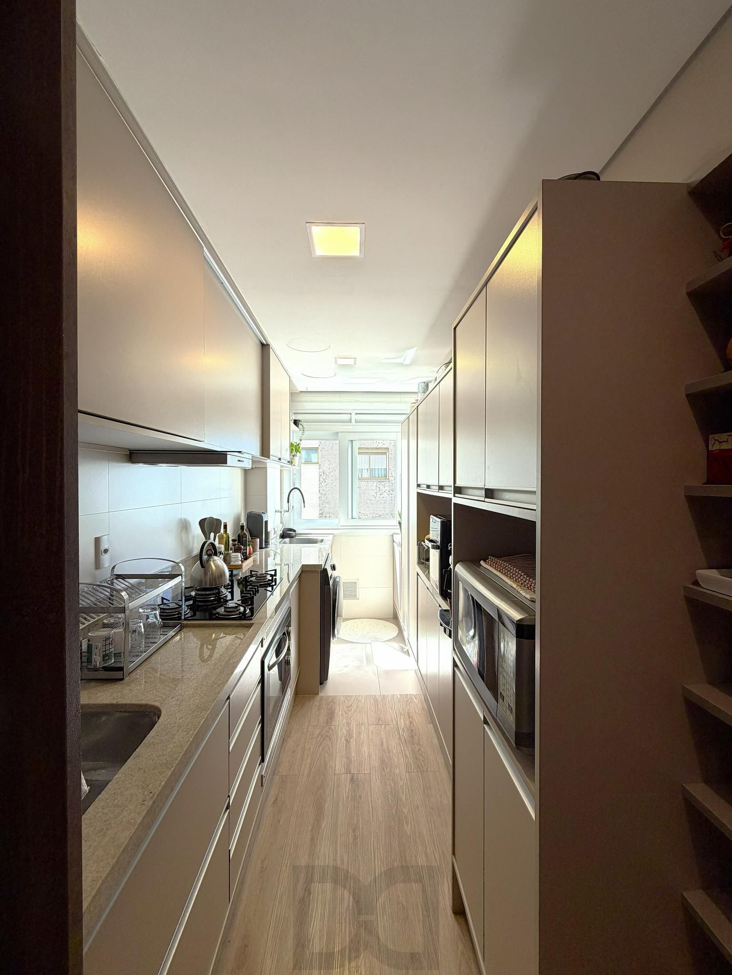 Excelente apartamento em andar alto com 2 suítes e 2 vagas de garagem. — foto 7