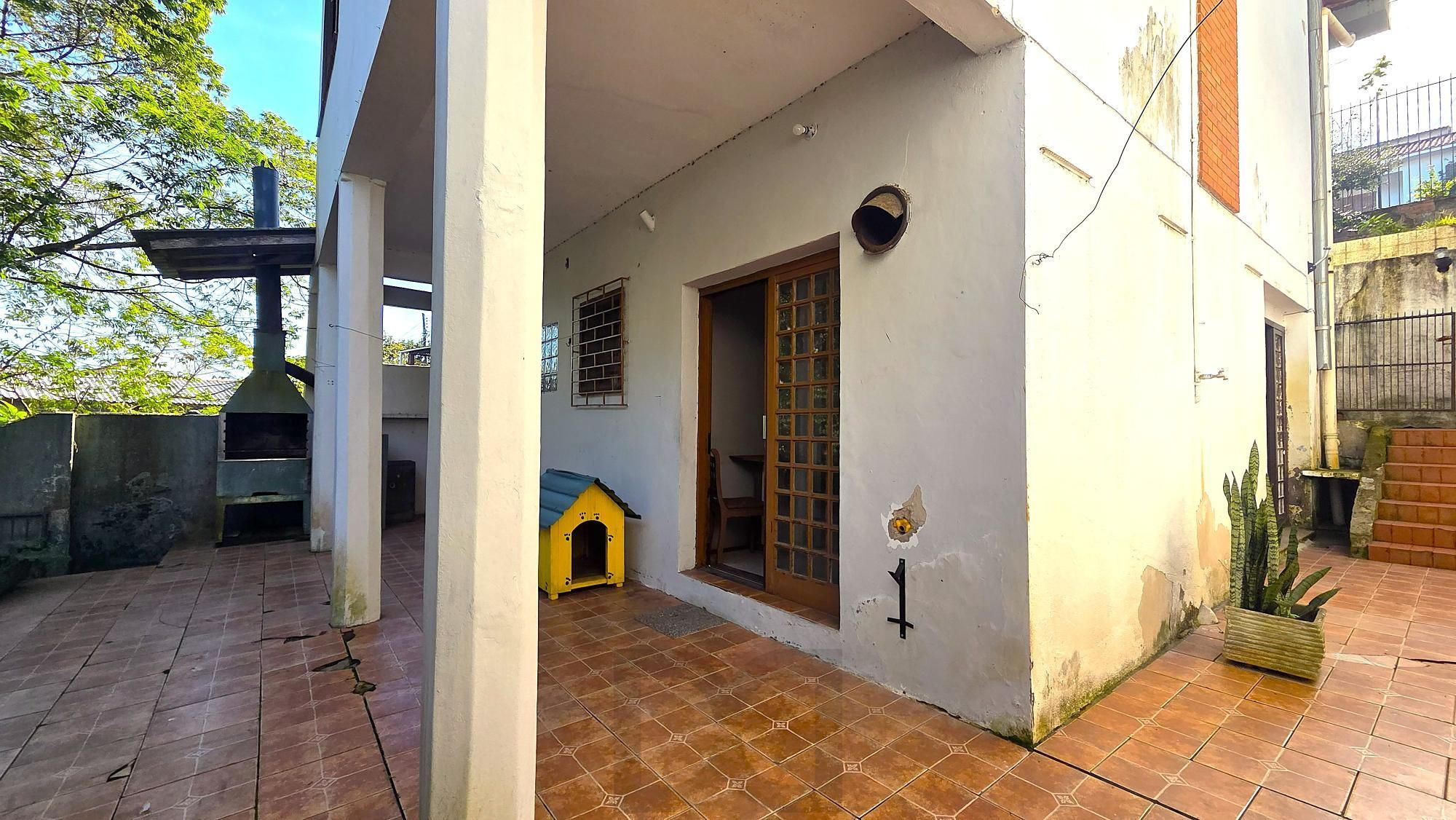Excelente casa com 160 m² privativos, 4 dormitórios e garagem para 2 carros. — foto 19