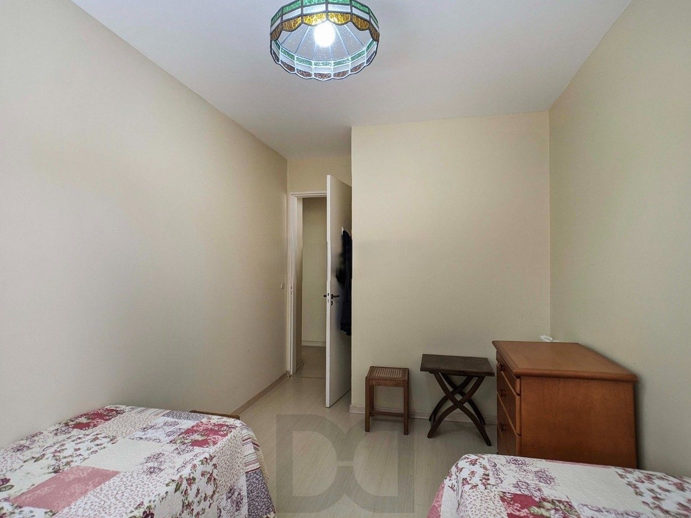 Apartamento à venda no bairro Menino Deus. Localizado em frente ao Parque Marinha do Brasil. O imóvel conta com 2 dormitórios e 1 vaga coberta. — foto 18