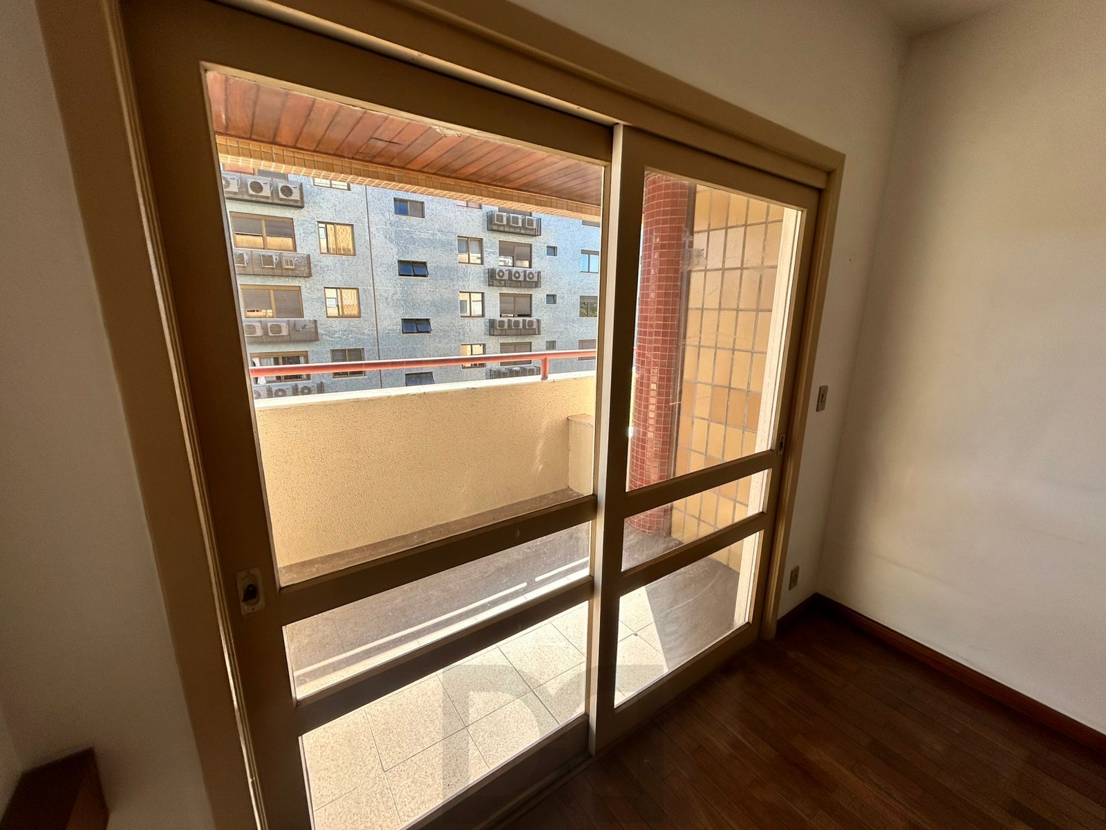 Apartamento 3 dormitórios com 2 vagas em frente ao Zaffari – Tristeza — foto 8