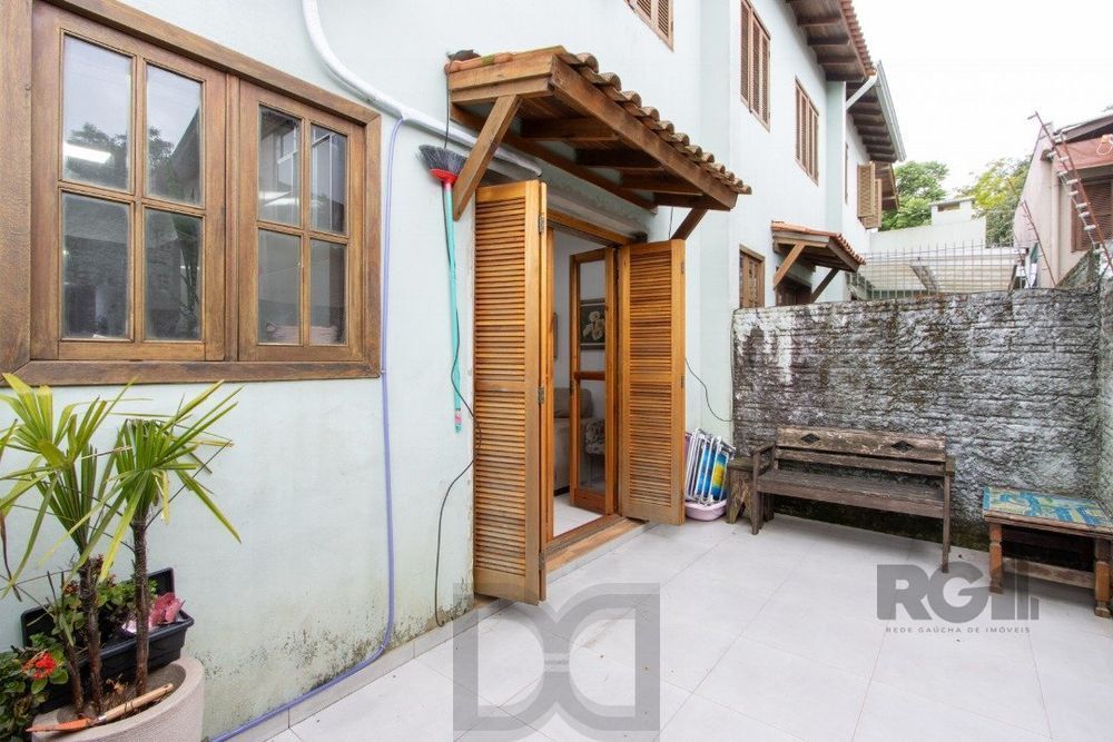 Casa em condomínio com 3 dormitórios, vaga coberta, churrasqueira - Bairro Camaquã — foto 13