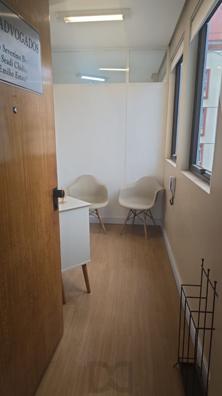 Sala comercial próxima ao pólo jurídico de Porto Alegre. — foto 5