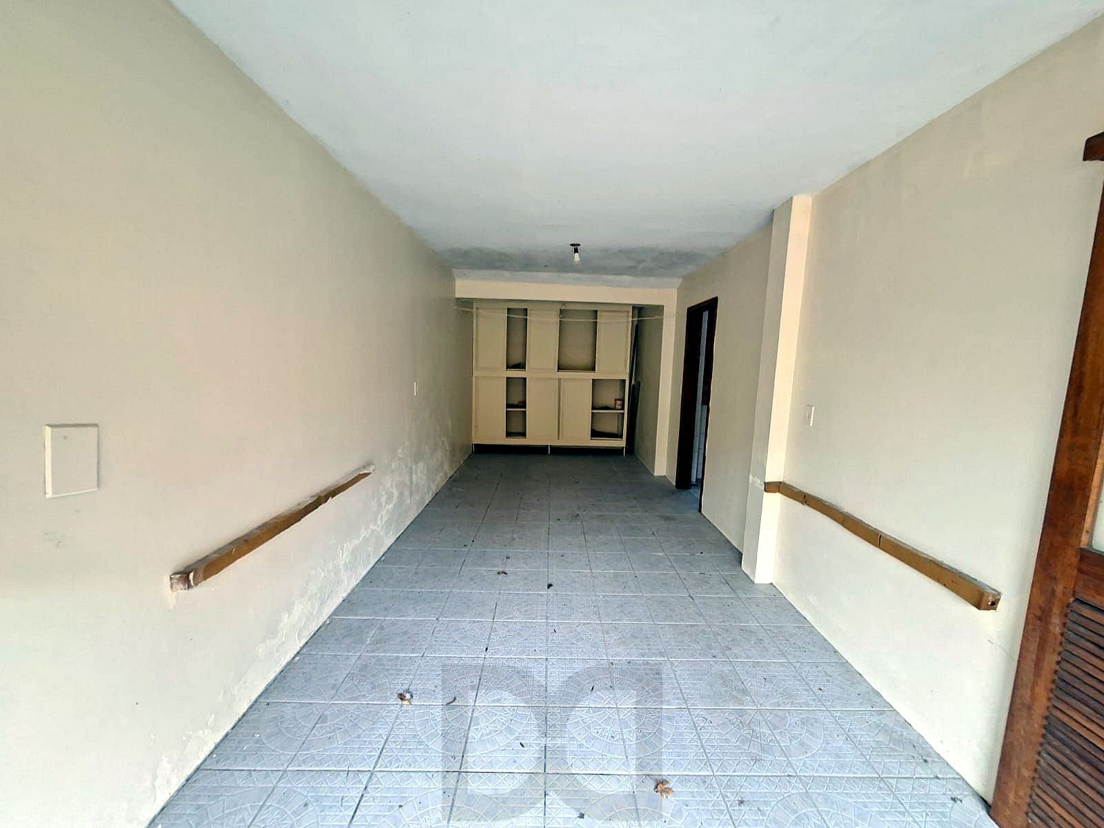 Casa com 3 quartos para alugar no bairro Espírito Santo, em Porto Alegre, RS — foto 2