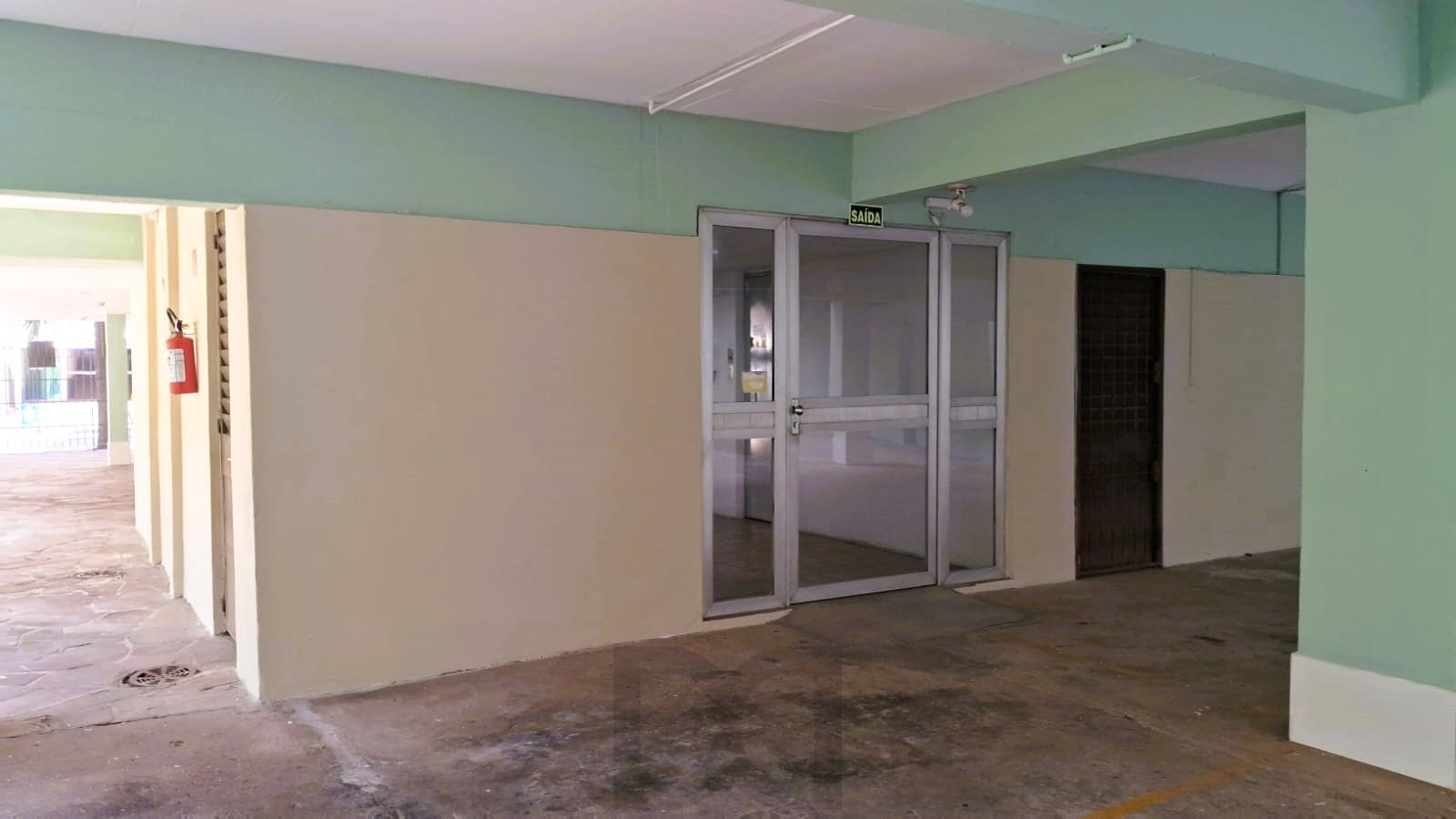 Lindo Apartamento com 1 dormitório no Bairro Menino Deus. — foto 30