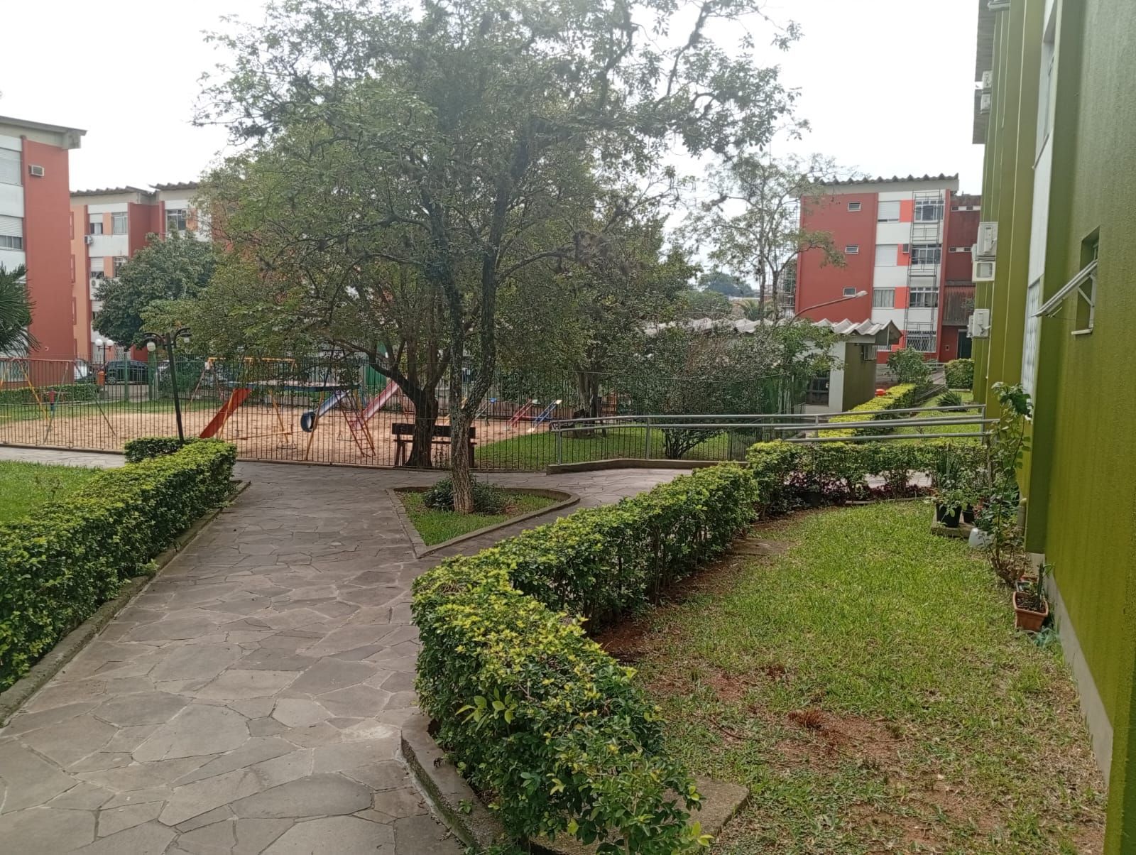 Amplo apartamento 02 dormitórios, no Bairro Vila Nova. — foto 29