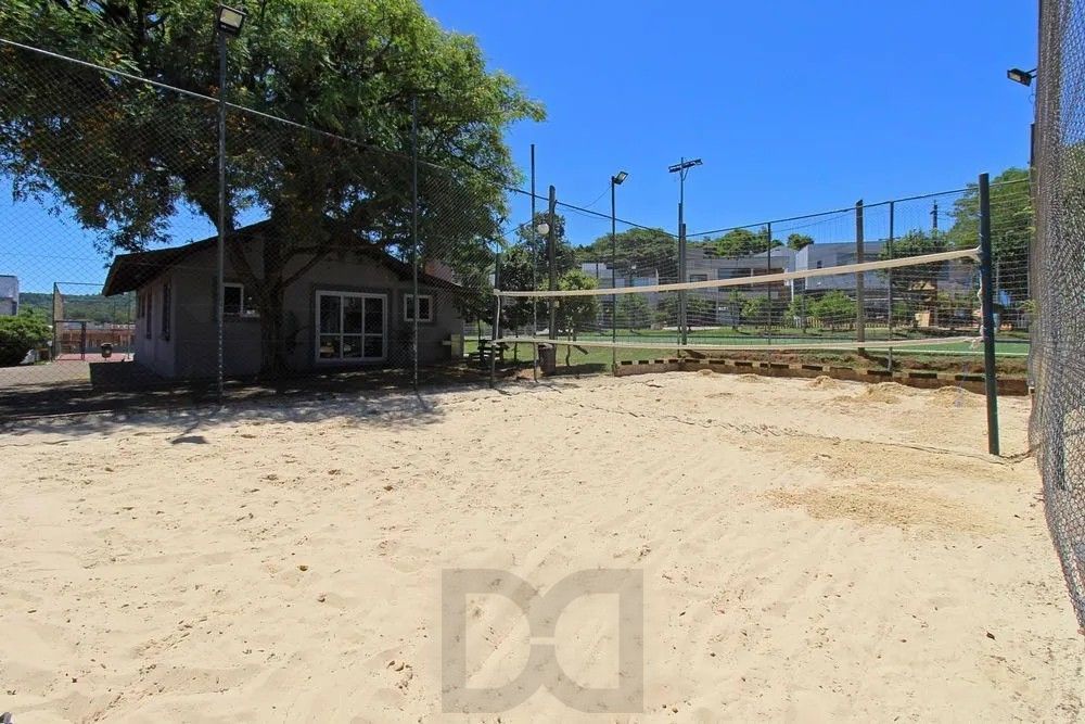 Apresentamos esta belíssima casa térrea 174m2 de área privativa, 3 suítes e 3 vagas de garagem, no Condomínio Altos do Lago. — foto 40