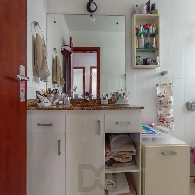 RESIDÊNCIA COM 3 DORMITORIOS SENDO 1 SUITE 2 VAGAS NO BAIRRO TRISTEZA — foto 33