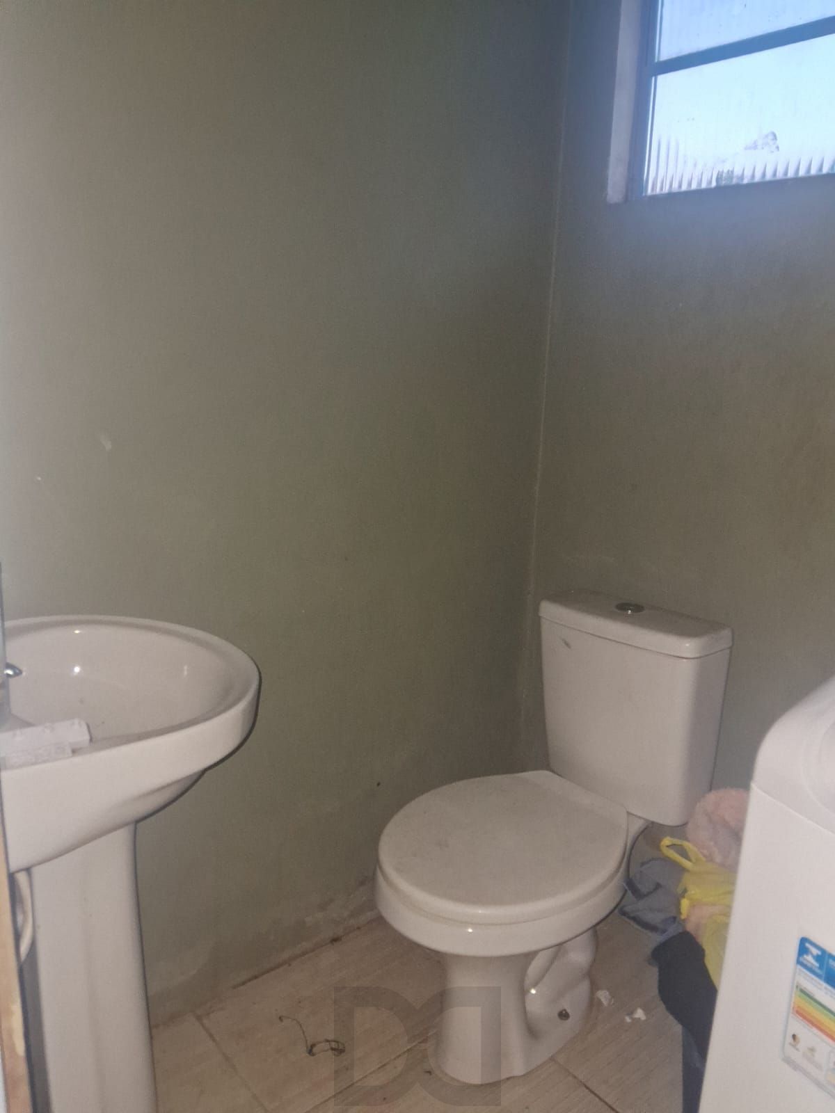 Casa com 2 dormitórios com pátio e edícula. — foto 13