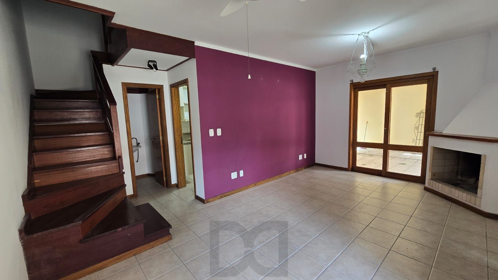 Casa em condomínio fechado com 3 dormitórios-1 suíte no Bairro Guarujá — foto 3