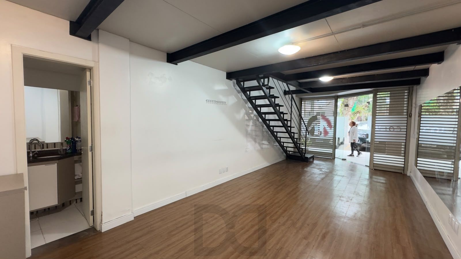 Sala comercial 46m², com mezanino, bairro Tristeza, Shopping Terraços Trade — foto 3