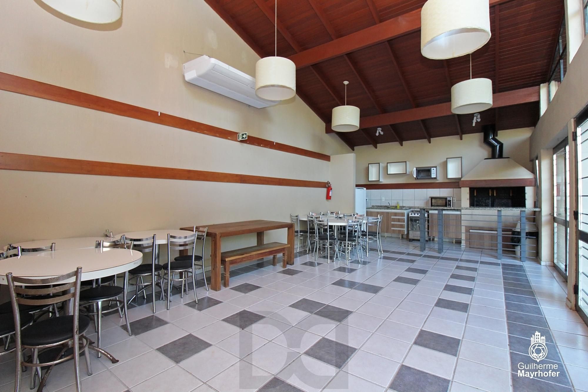 Excelente apartamento com 3 dormitórios c/ 88m² no Bairro Guarujá. — foto 11