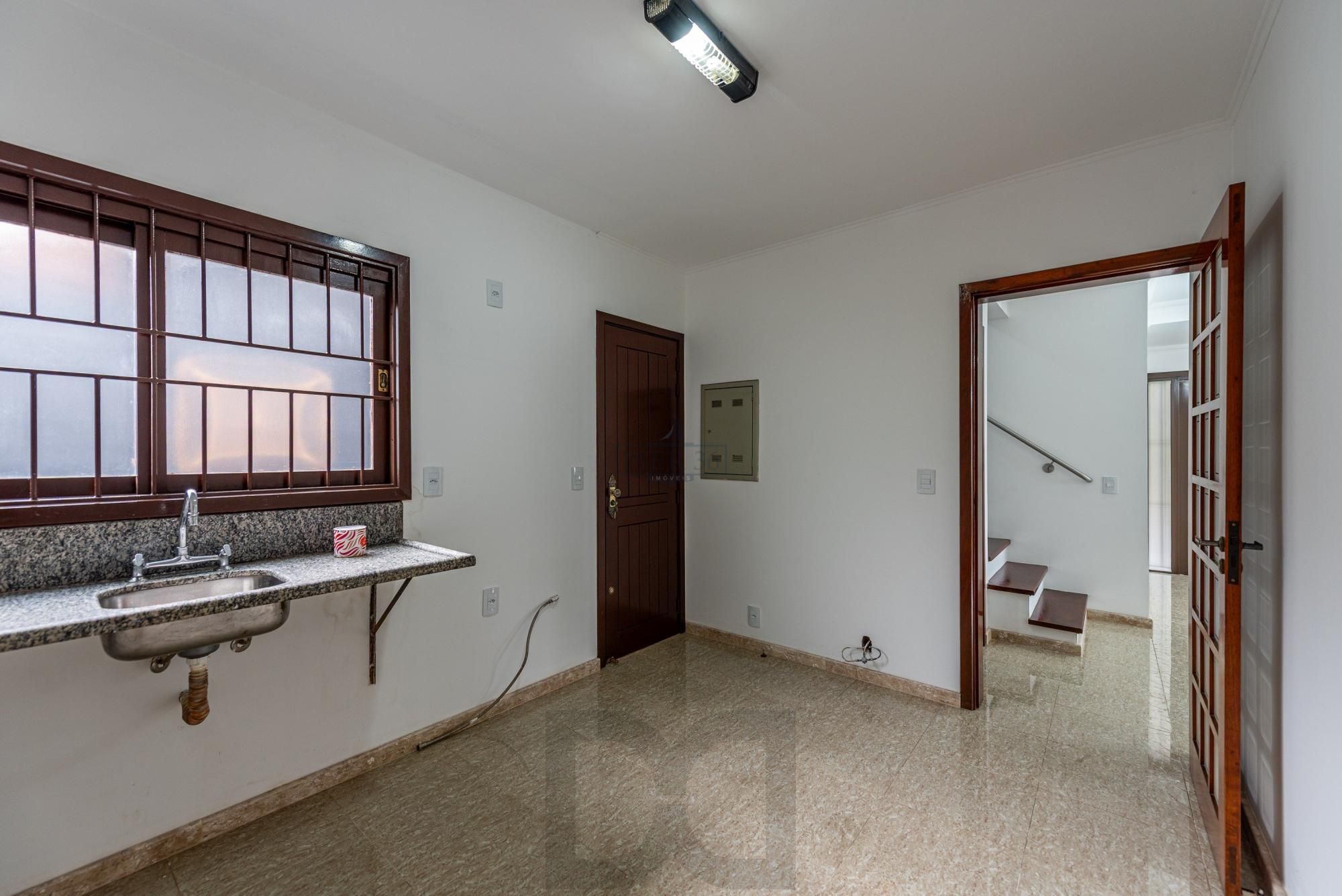Casa para Venda - 248.29m², 3 dormitórios, sendo 1 suites, 2 vagas - Ipanema — foto 9