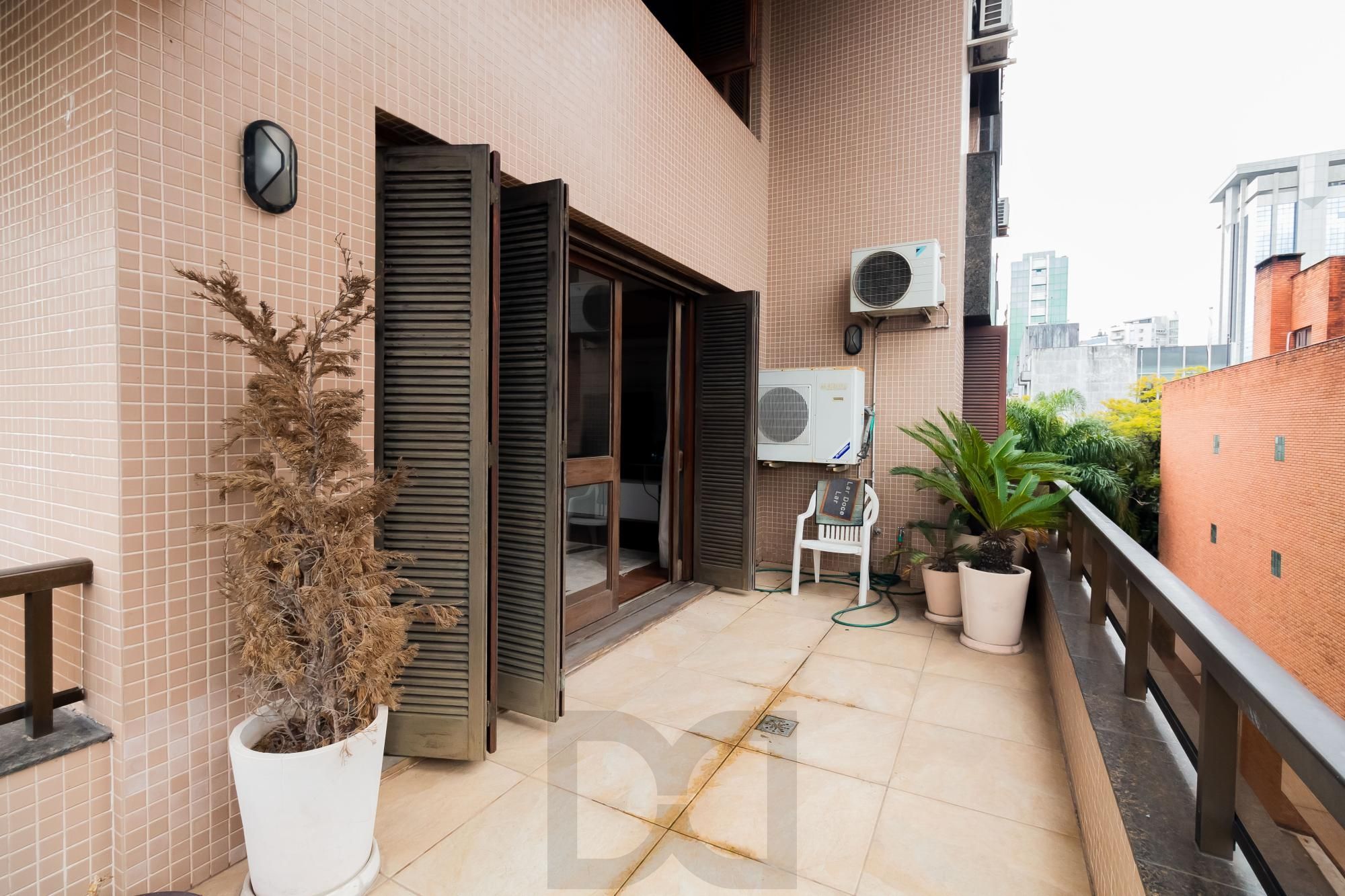 Maravilhoso apartamento no Bairro Moinhos de Vento com 4 dormitórios e 3 suítes. — foto 22