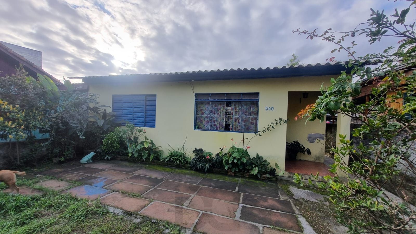 Casa no bairro Partenon, com 2 dormitórios. — foto 5