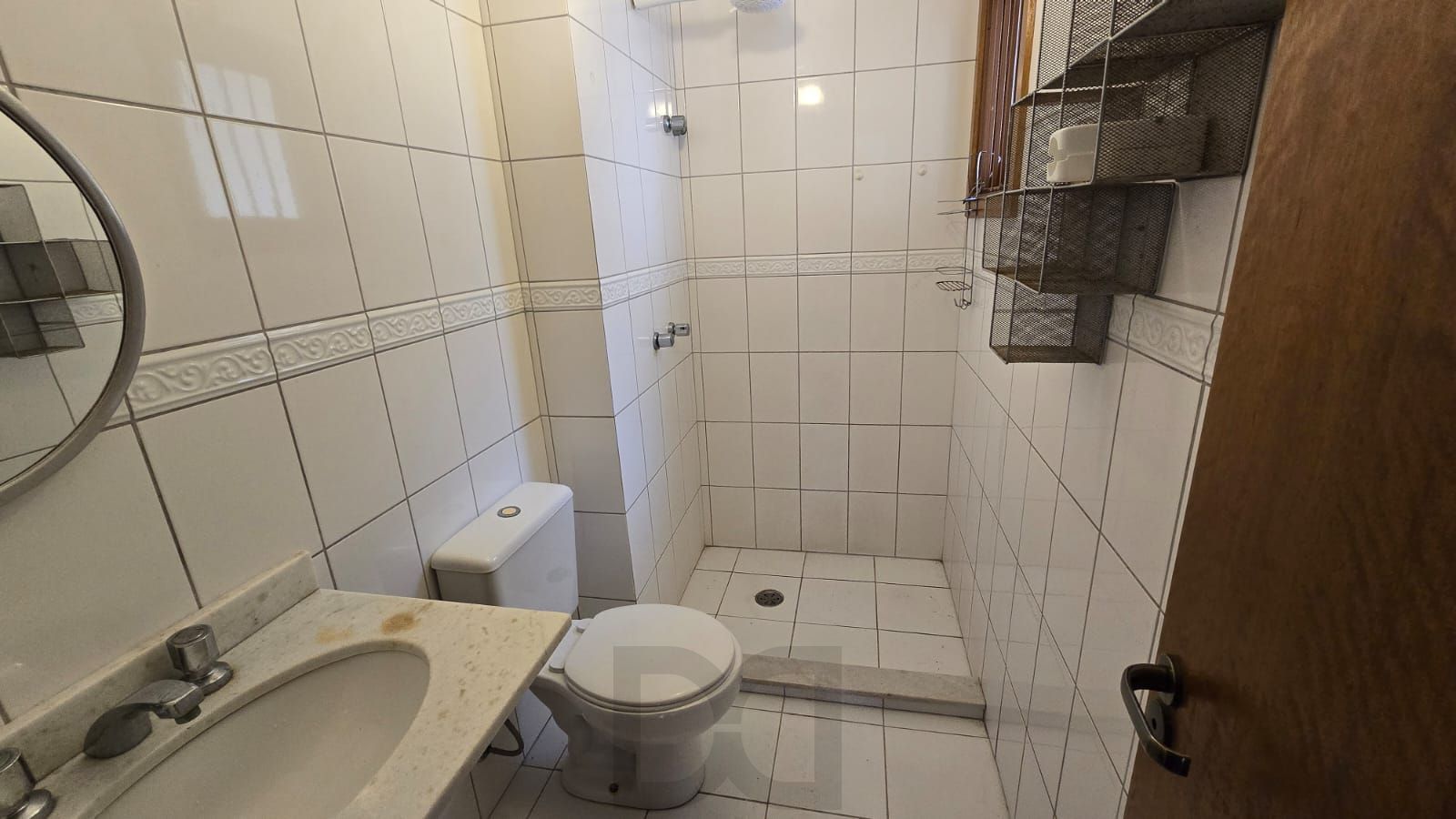 Casa em condomínio fechado com 3 dormitórios-1 suíte no Bairro Guarujá — foto 10