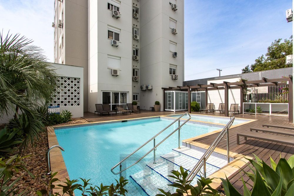 Apartamento de 2 dormitórios com suíte, churrasqueira e infraestrutura completa na Zona Sul de Porto Alegre. — foto 39
