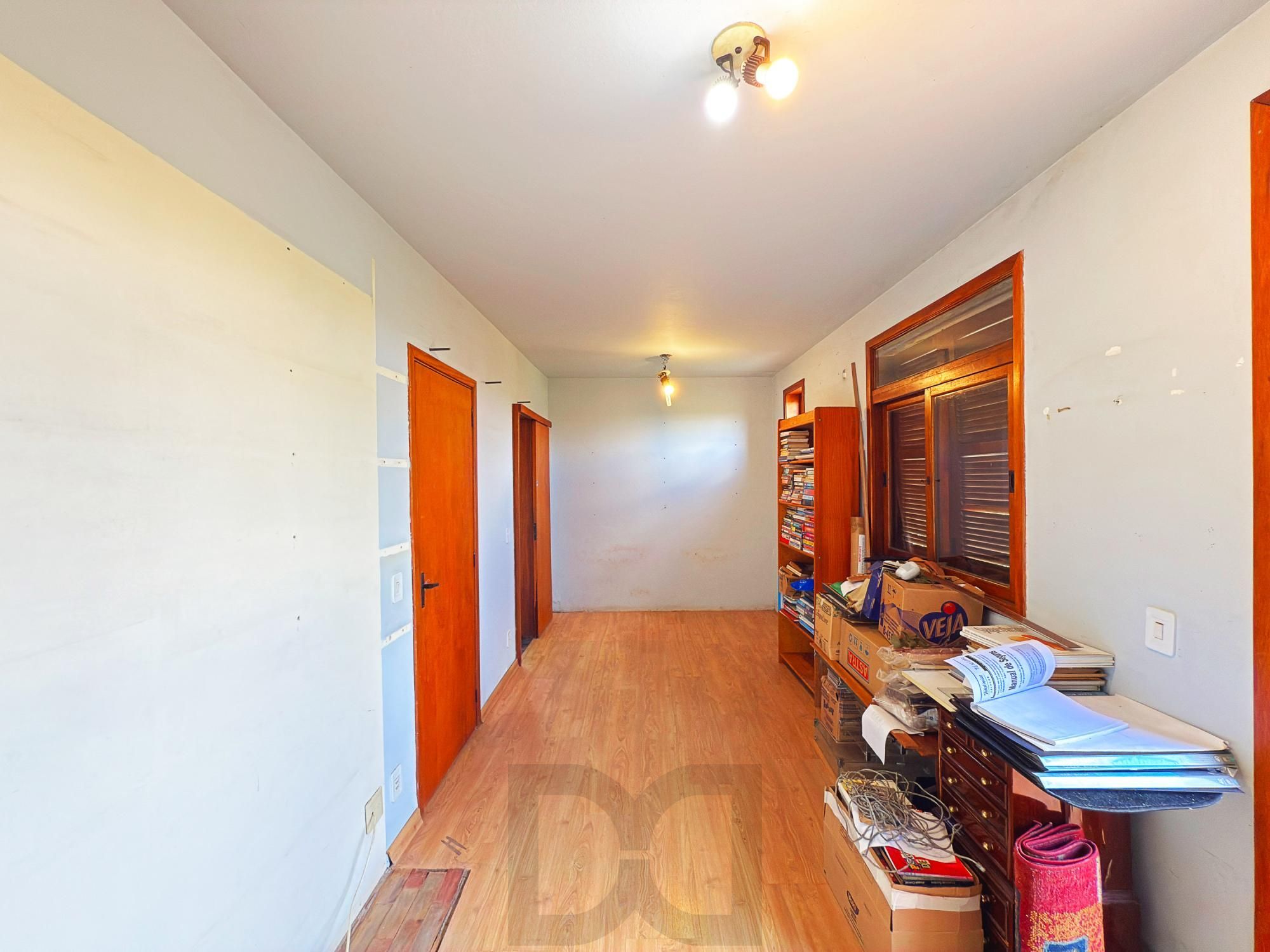 Casa em Condomínio  | 3 Dormitórios, Suíte, Lareira e Churrasqueira — foto 21