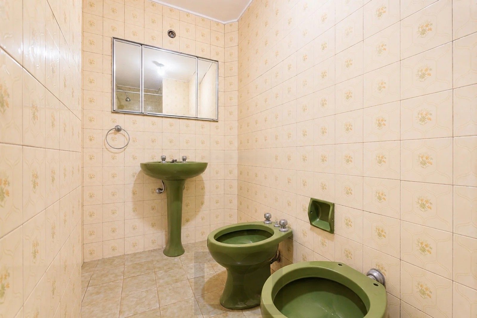 Excelente apartamento em localização privilegiada, na Avenida Dr. Nilo Peçanha com 2 dormitórios, 2 banheiros e 1 vaga de garagem. — foto 5