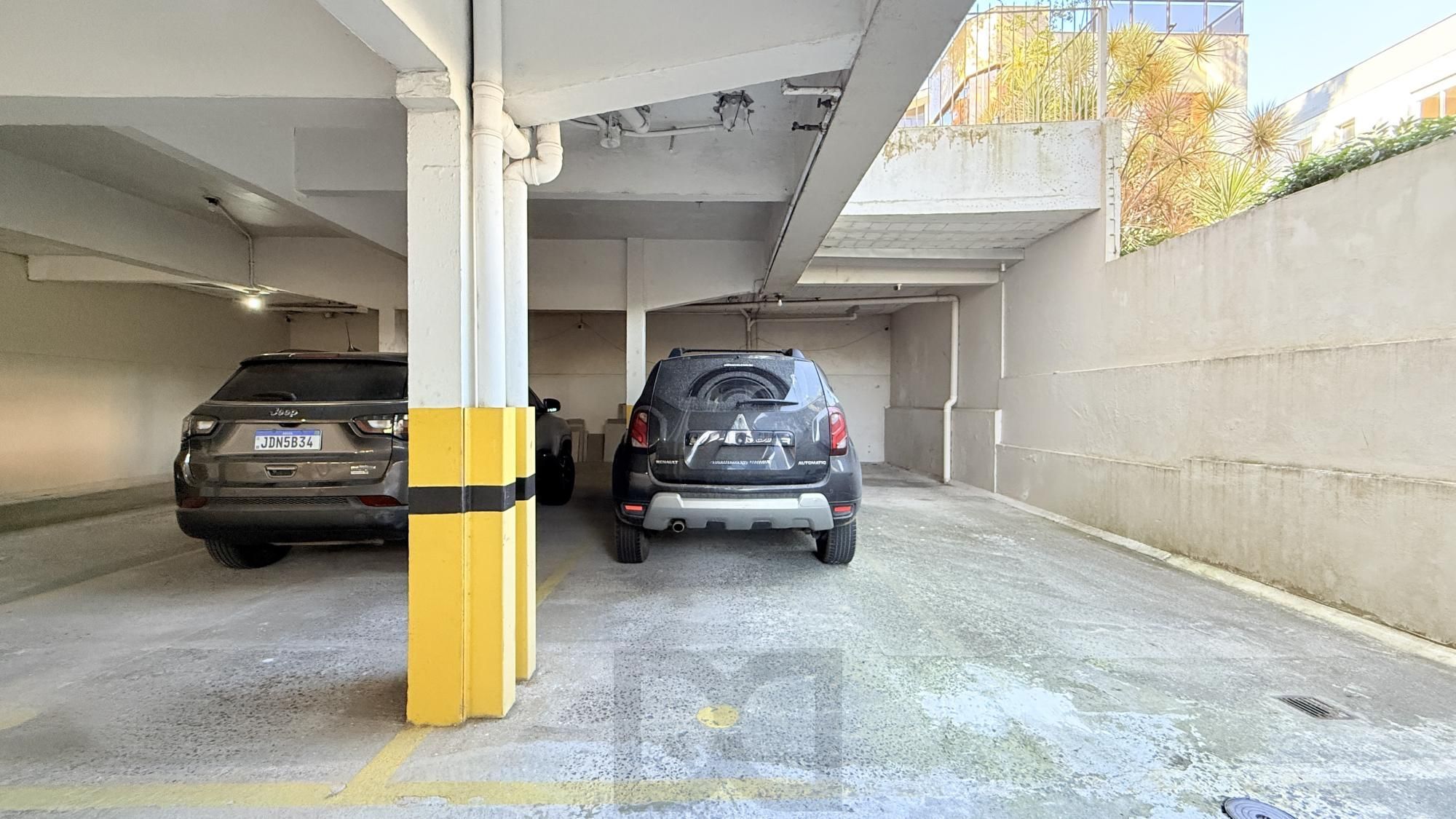 Ótimo apartamento com 3 dormitórios no Bairro Petrópolis — foto 25