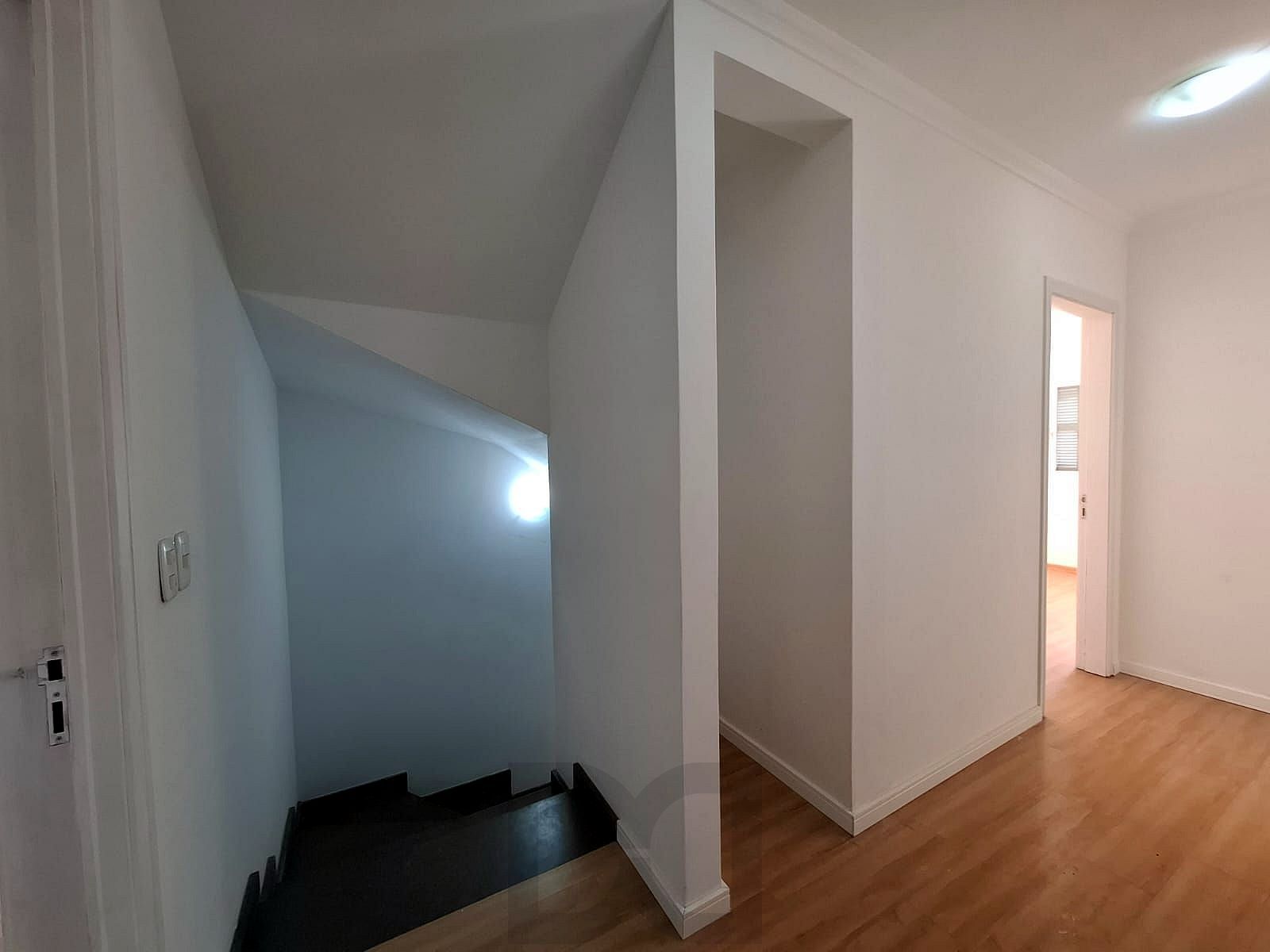Casa com 3 dormitórios para alugar no bairro Hípica, em Porto Alegre, RS — foto 8
