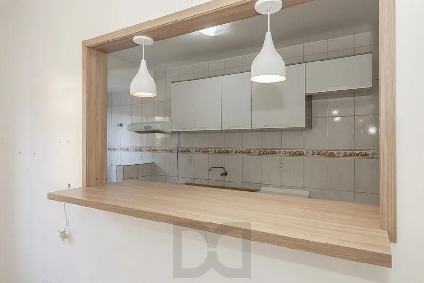 Apartamento de 2 quartos, no Bairro Tristeza, semi-mobiliado, com vaga escriturada. — foto 15