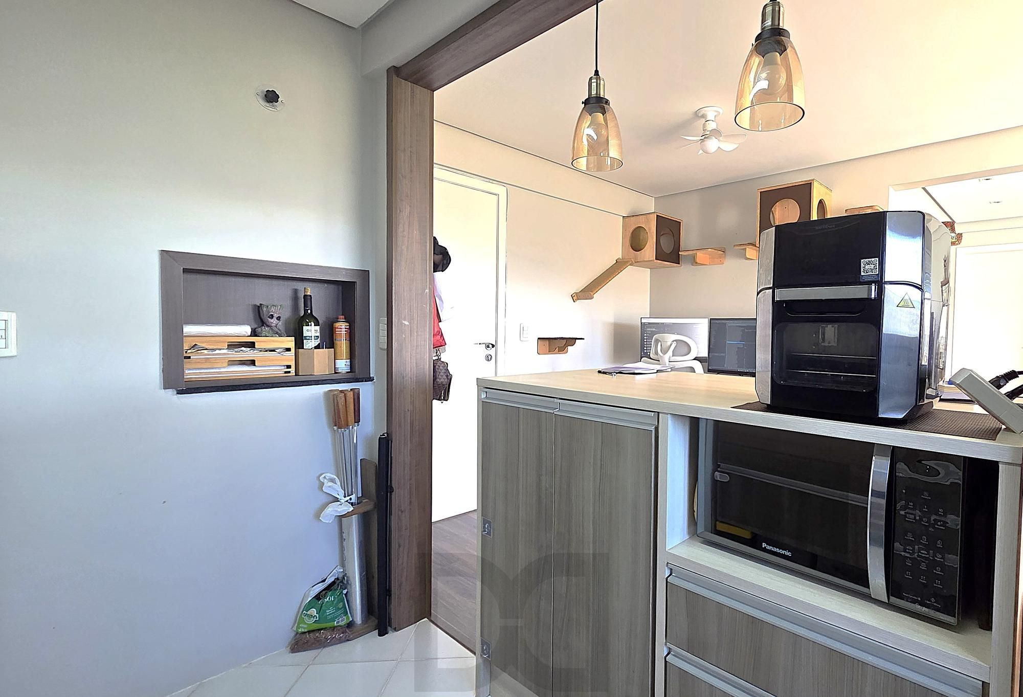 Apartamento semi mobiliado com 3 dormitórios transformados em 2, sendo 1 suíte e 1 vaga de garagem. — foto 10