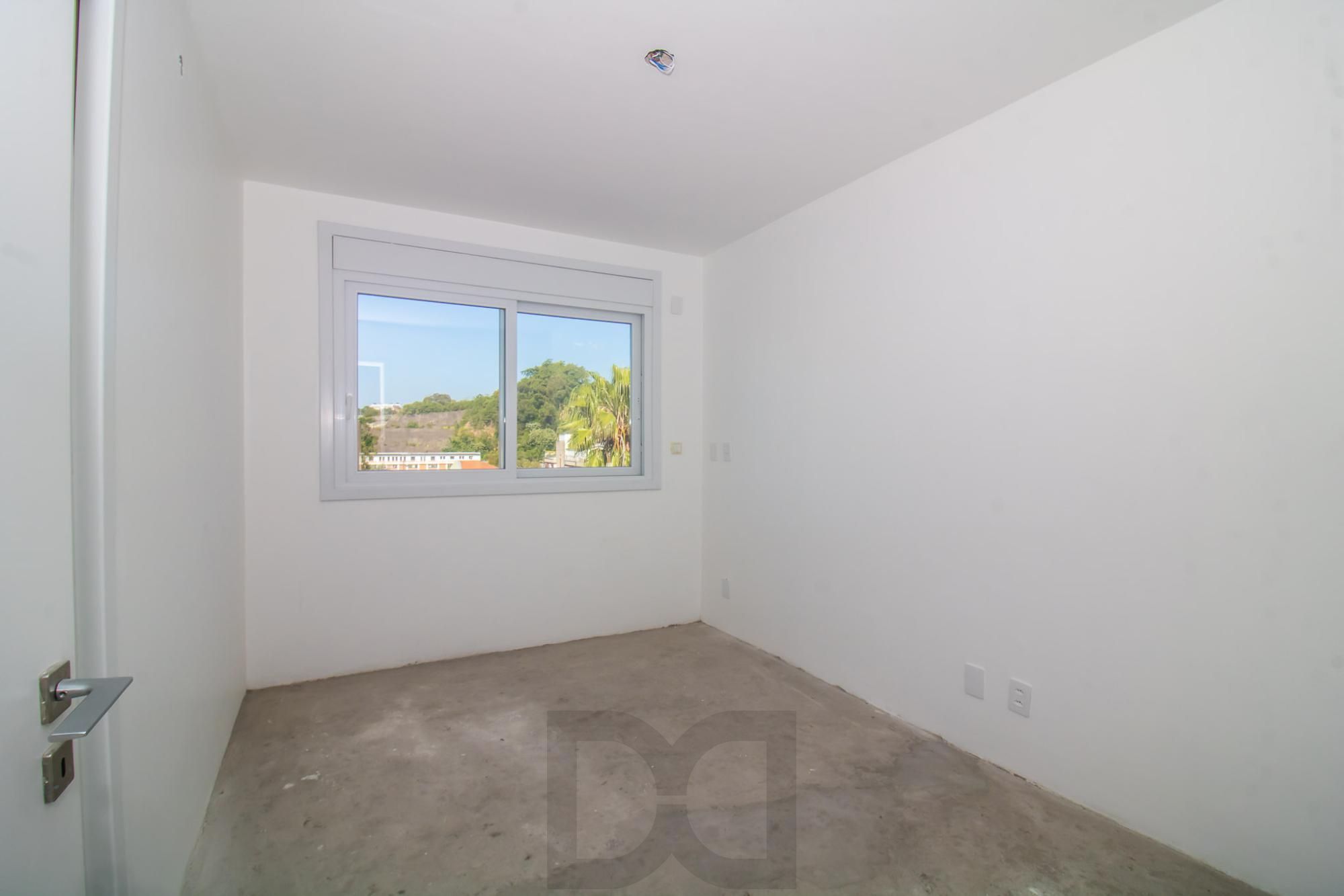 APARTAMENTO DUPLEX - 177m², 3 dormitórios, sendo 3 suites, Menino Deus — foto 5