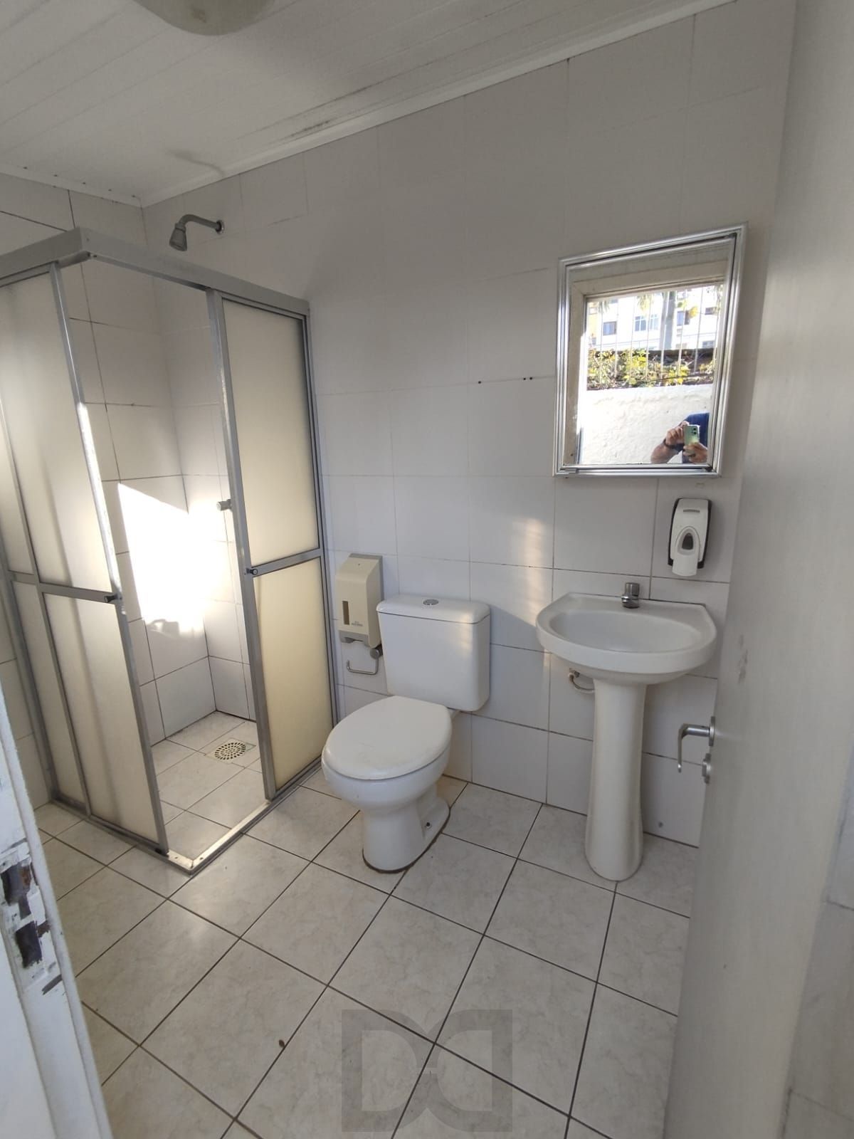 Loja na Tristeza com 360m², 17 vagas, 3 banheiros para locação. — foto 35