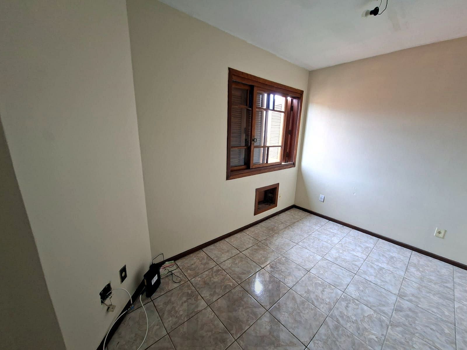 Casa com 3 quartos para alugar no bairro Espírito Santo, em Porto Alegre, RS — foto 12