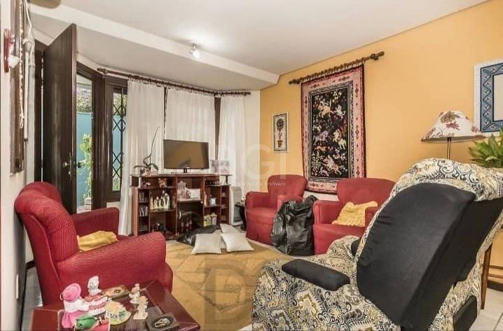 Casa em condomínio Fechado no Bairro Ipanema c/3 dormitórios. — foto 6