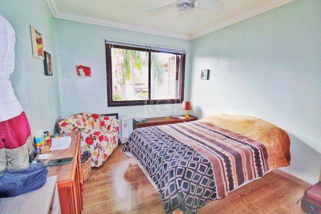 Casa em Porto Alegre, no bairro Jardim Isabel, com 4 dormitório(s), e 4 banheiro — foto 12