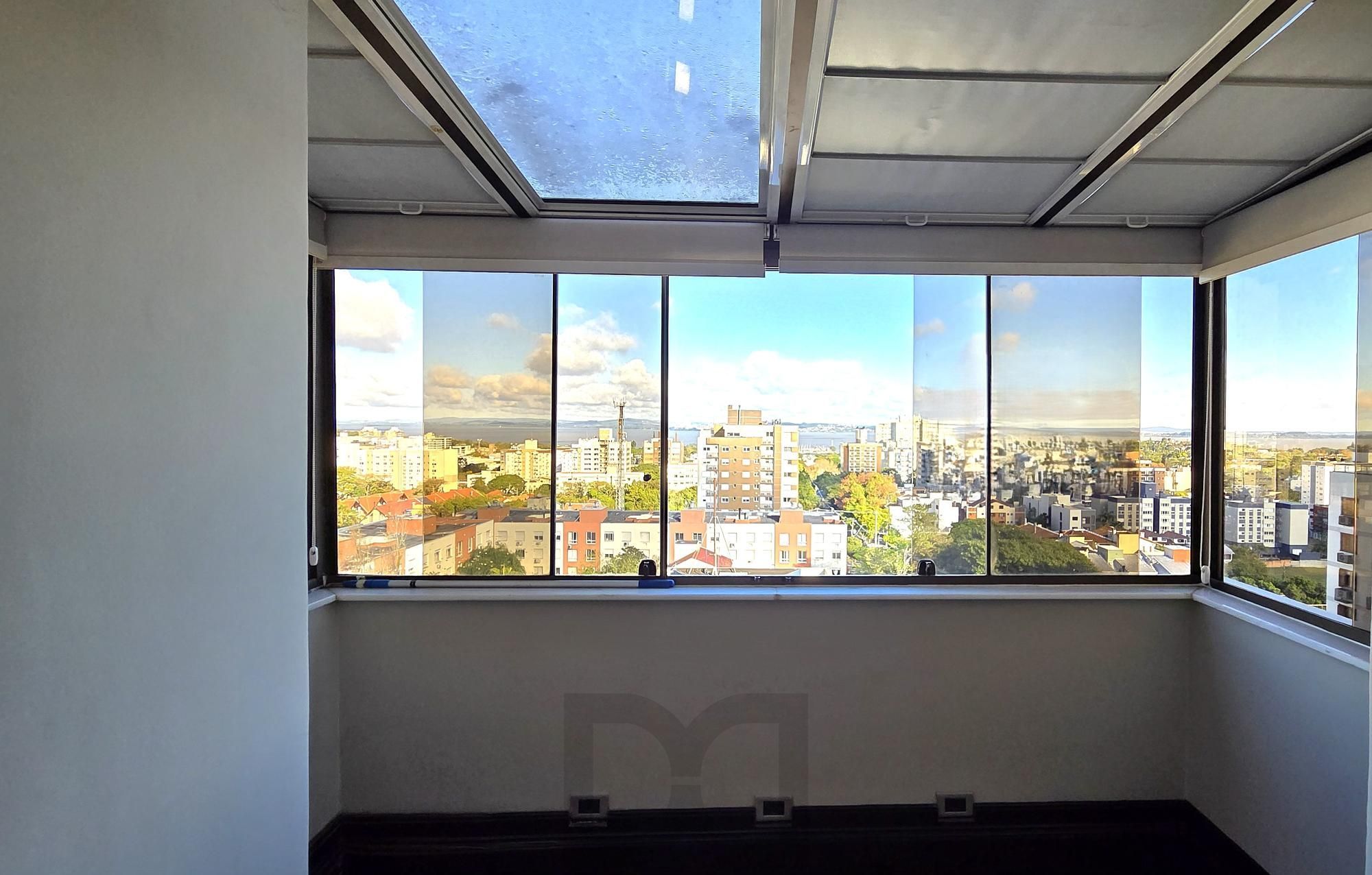 Belíssima cobertura com 153m2 de área privativa, com 3 dormitórios, um suíte e uma vaga de garagem. — foto 20
