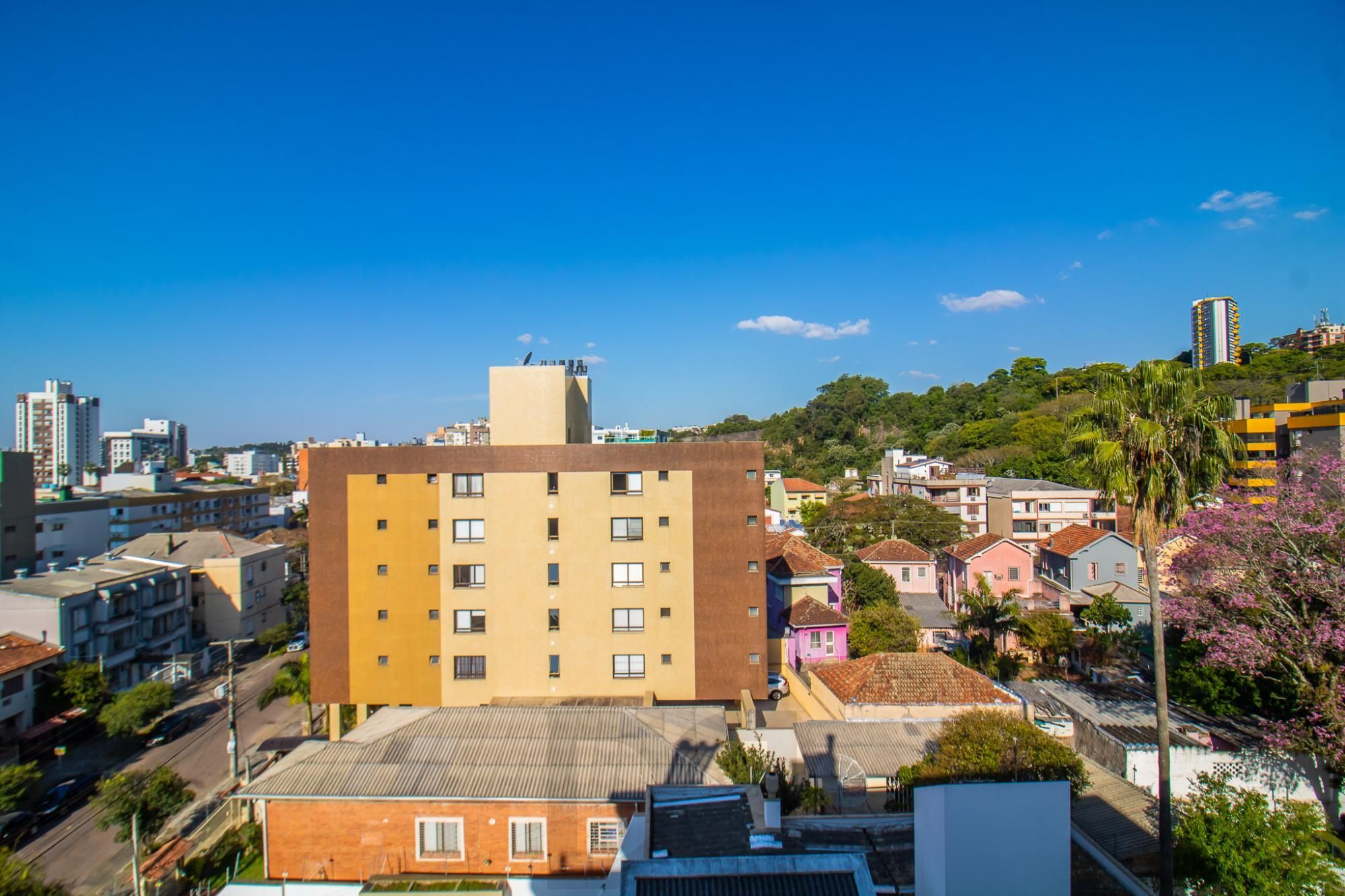 APARTAMENTO DUPLEX - 177m², 3 dormitórios, sendo 3 suites, Menino Deus — foto 16