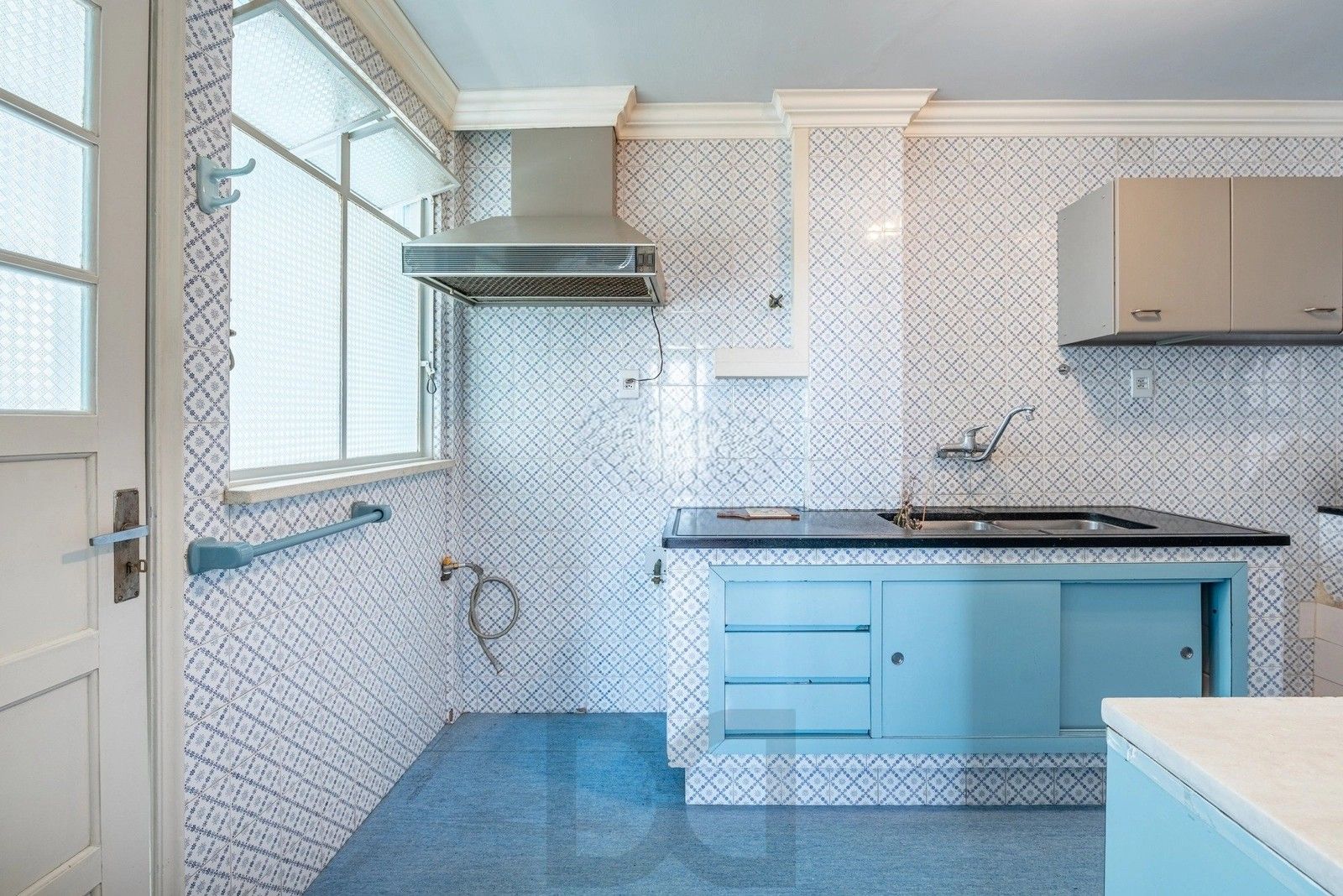 Excelente apartamento com 132m², 3 dormitórios e 2 vagas de garagem, no coração do bairro Menino Deus. — foto 16