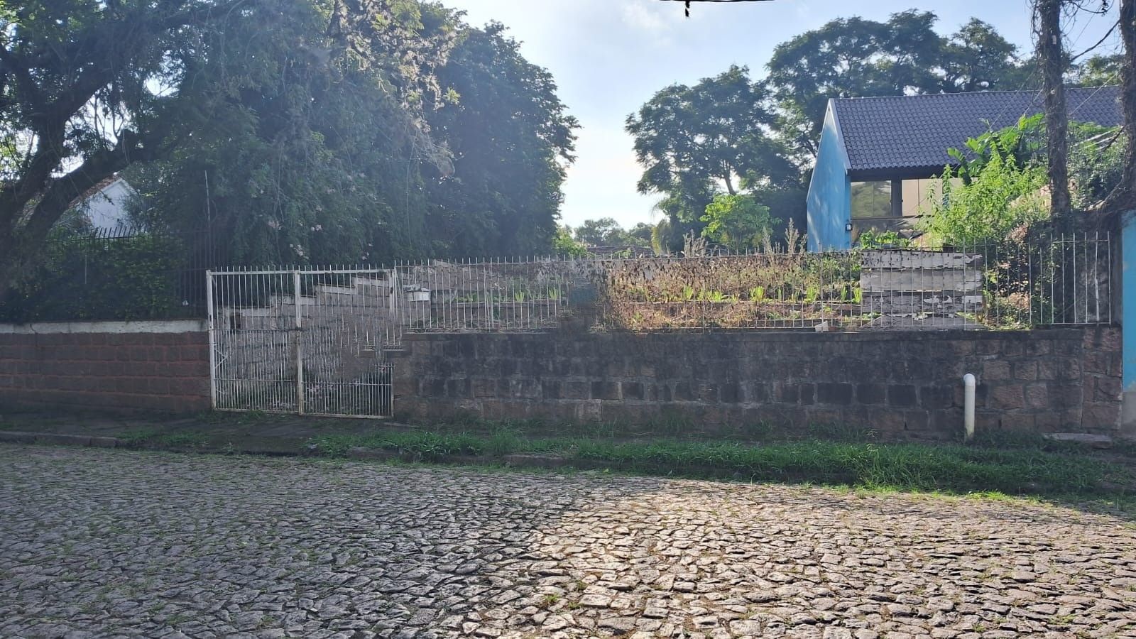Terreno a meia quadra do pôr do sol da Orla do Guaíba no Bairro Ipanema. — foto 2