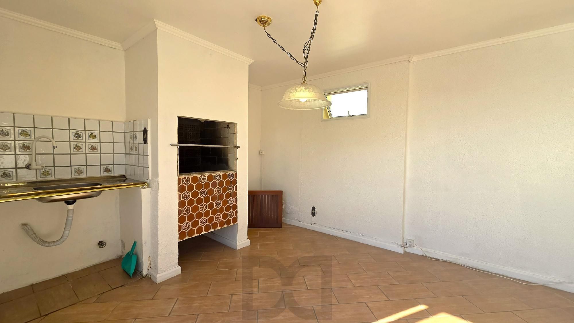 Excelente cobertura com 154m² de área privativa, 2 dormitórios e 1 vaga de garagem, localizada no bairro Menino Deus. — foto 18