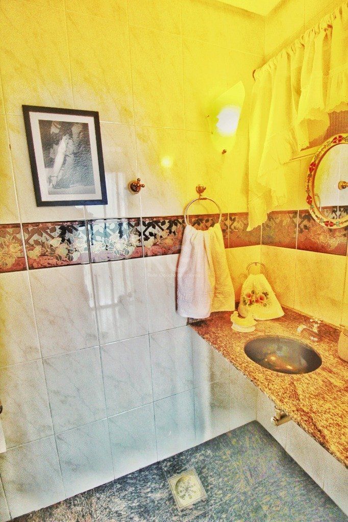 Casa em Porto Alegre, no bairro Jardim Isabel, com 4 dormitório(s), e 4 banheiro — foto 19
