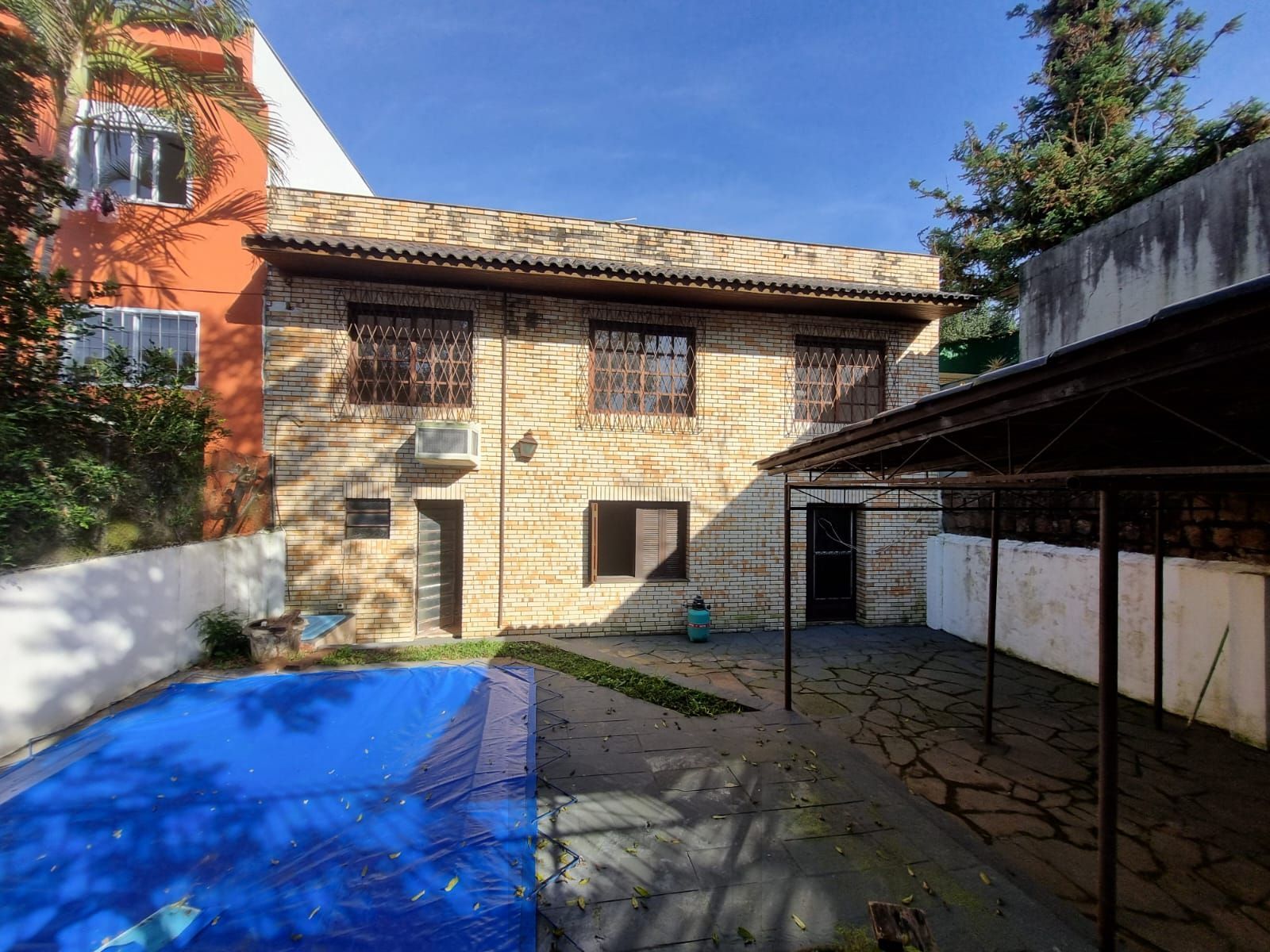 Residência no bairro Camaquã, com 3 dormitório(s), e 3 banheiros, — foto 4