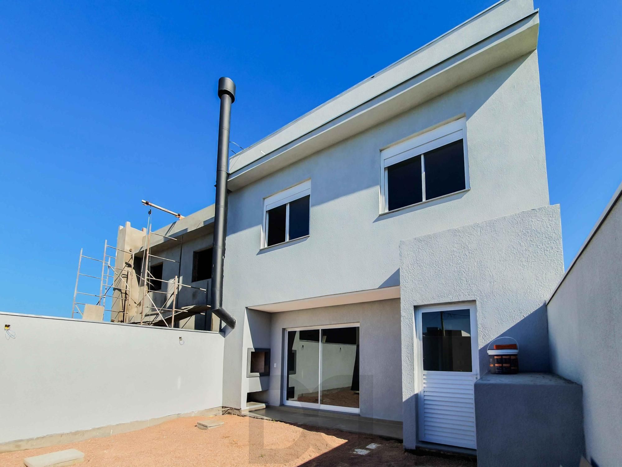 Condomínio Garden, bairro Hípica, 3 dormitórios, 1 suíte, pátio, infra de clube — foto 4