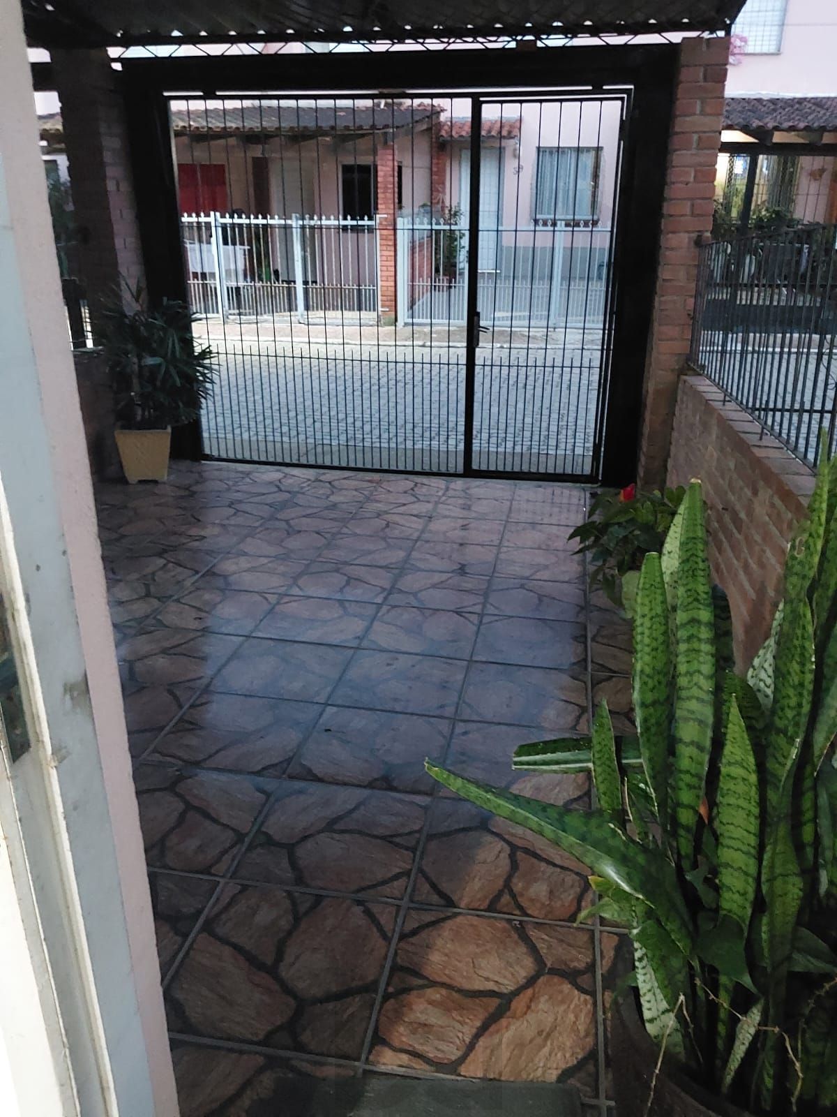 Sobrado em condomínio no bairro Vila Nova com 2 dormitórios, sendo 1 suíte. — foto 15