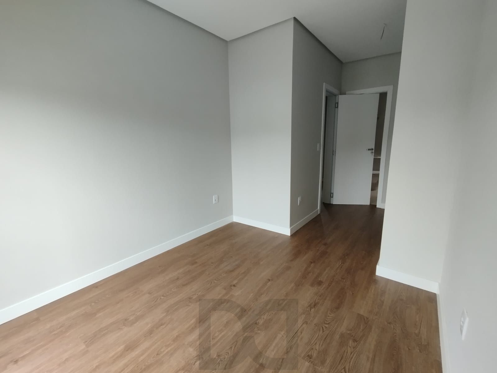 Sobrado 3 quartos, sendo 1 suíte, 2 vagas, churrasqueira, zona sul-POA — foto 27